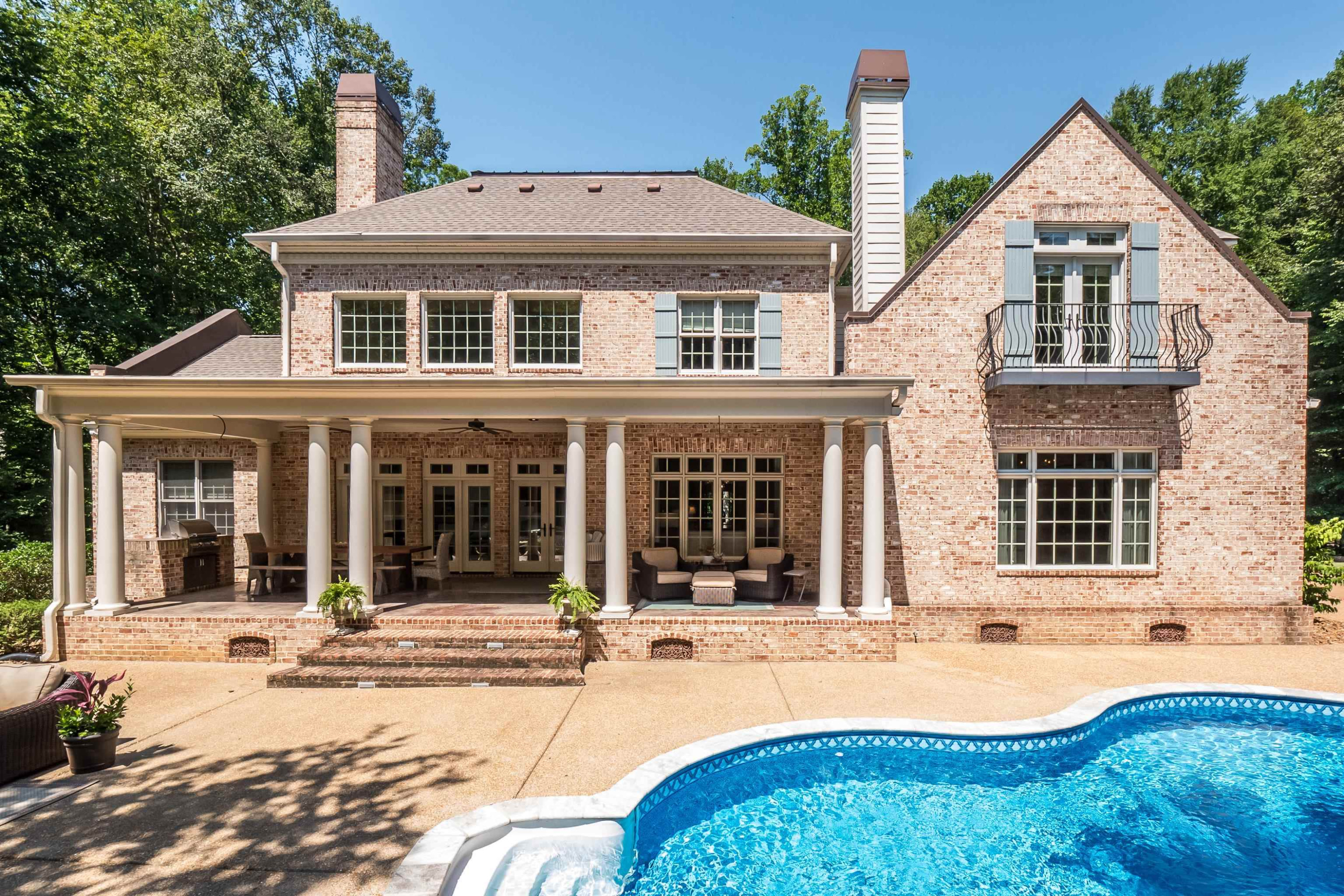118 Bridlepath Dr