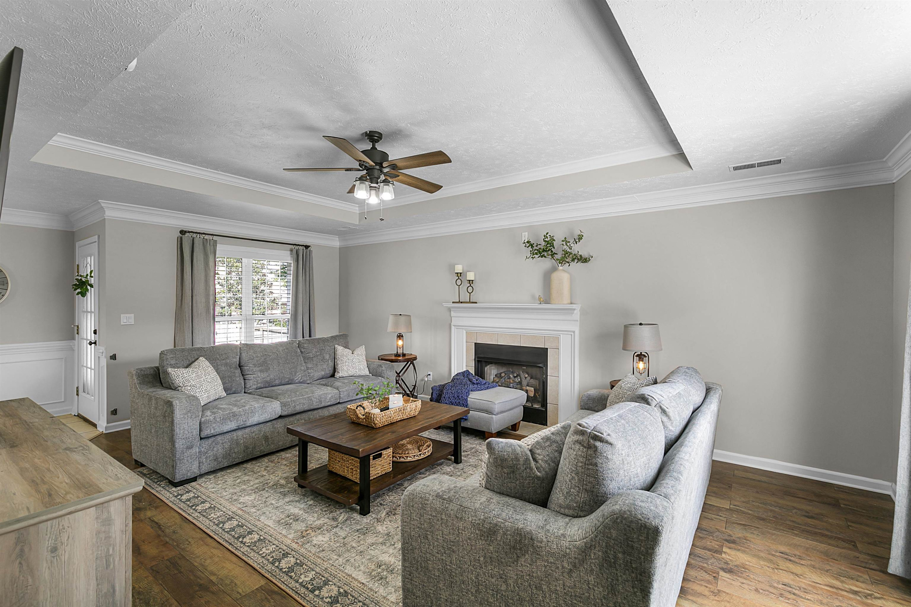 27 Red Deer Cove