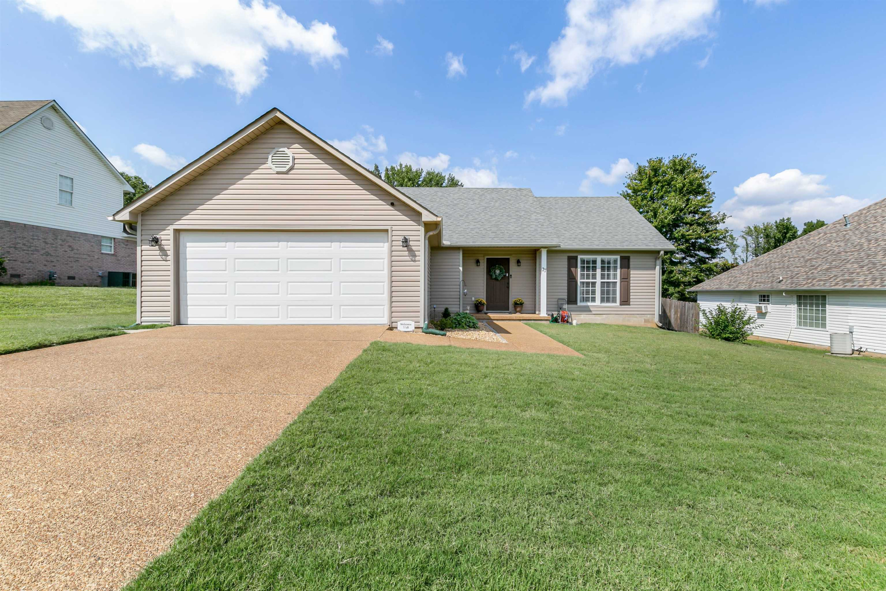 27 Red Deer Cove