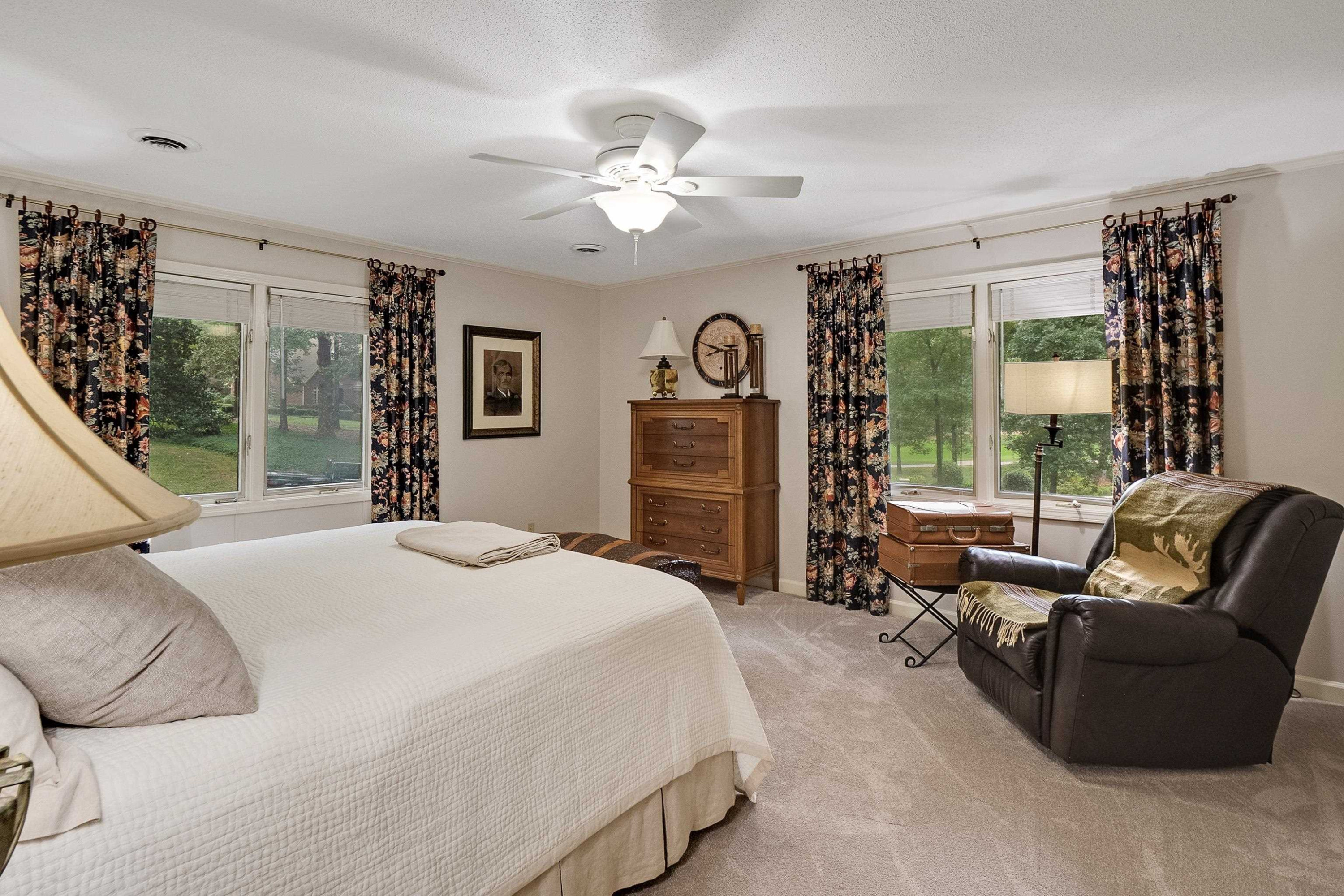 8 Whitfield Cove