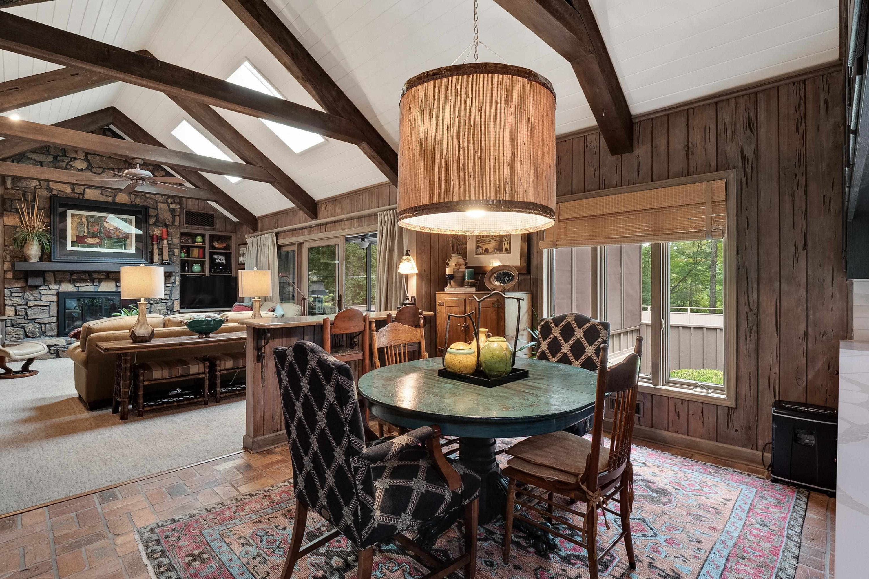 8 Whitfield Cove