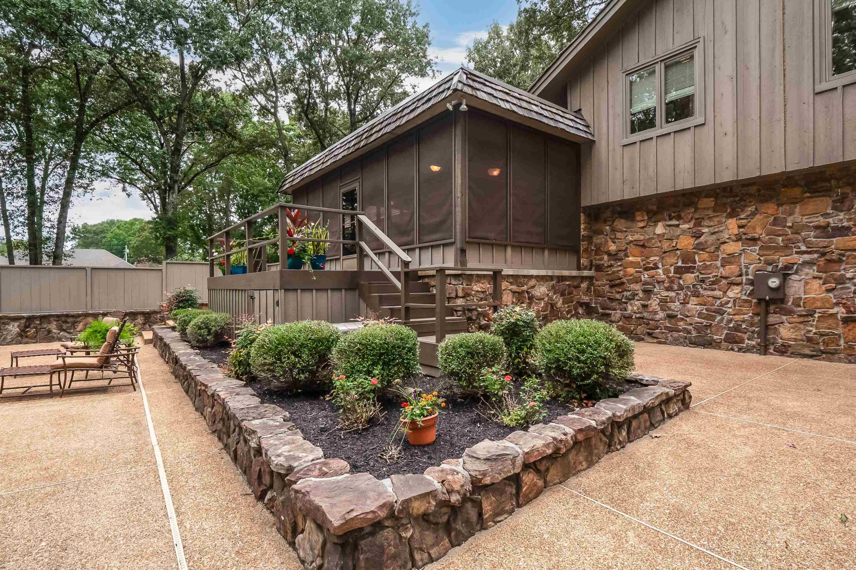 8 Whitfield Cove