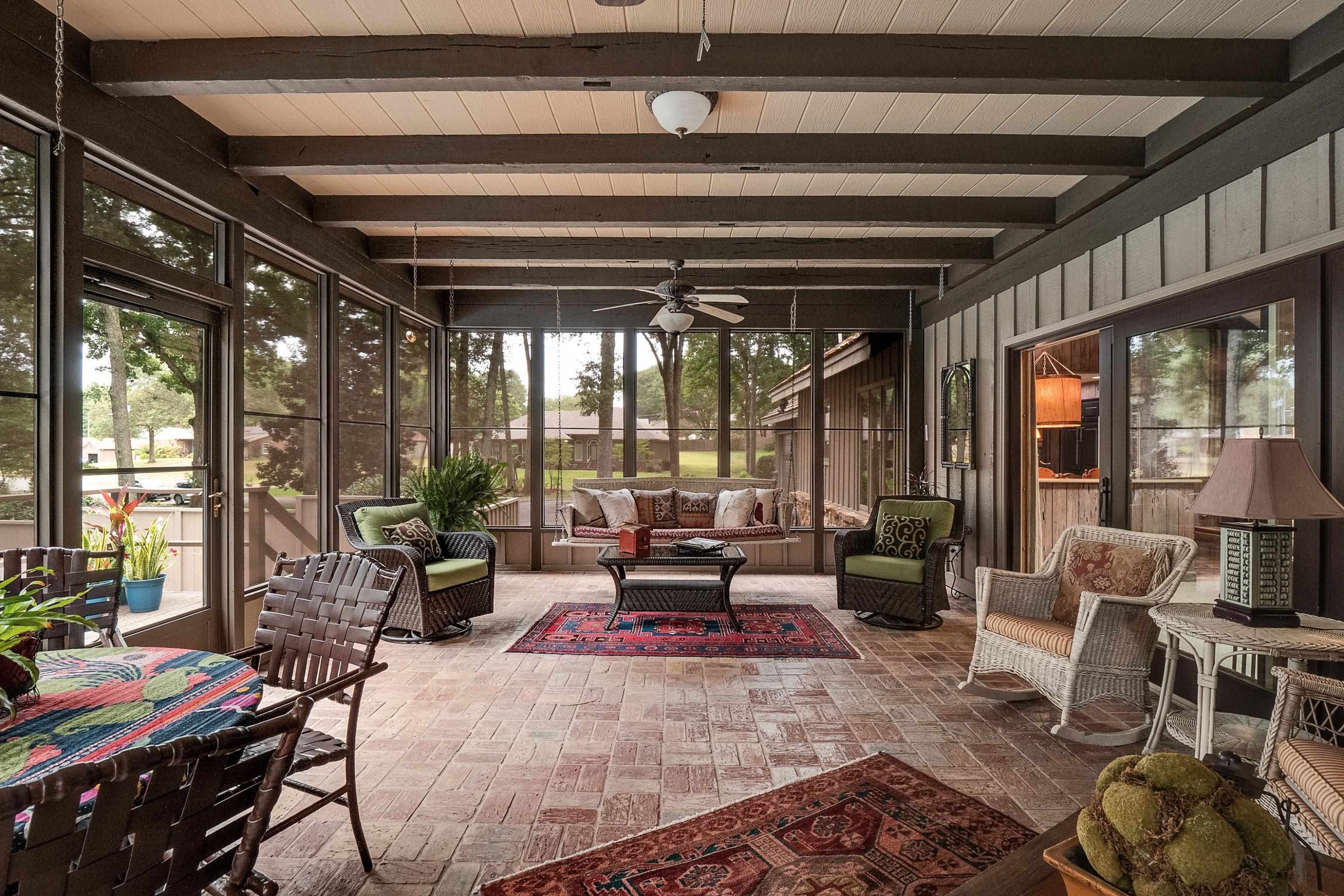 8 Whitfield Cove