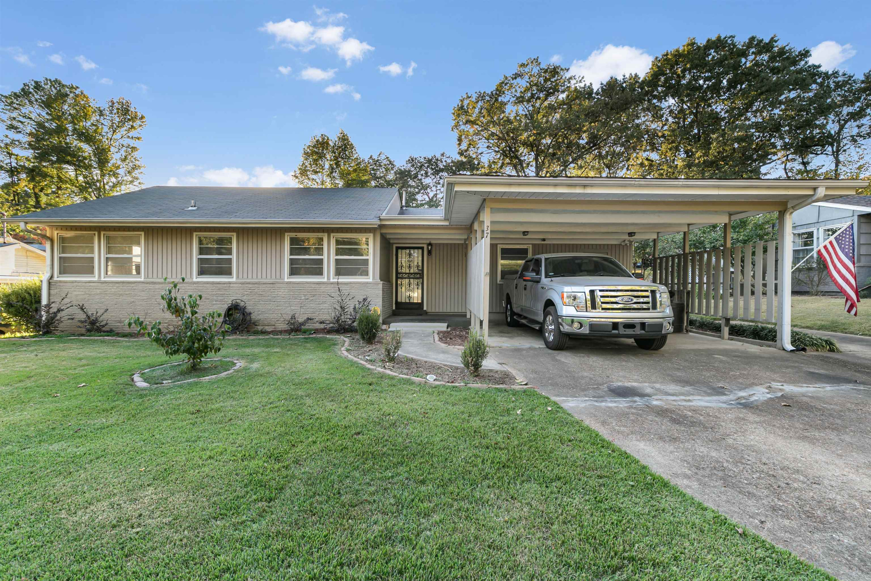 37 Beechwood