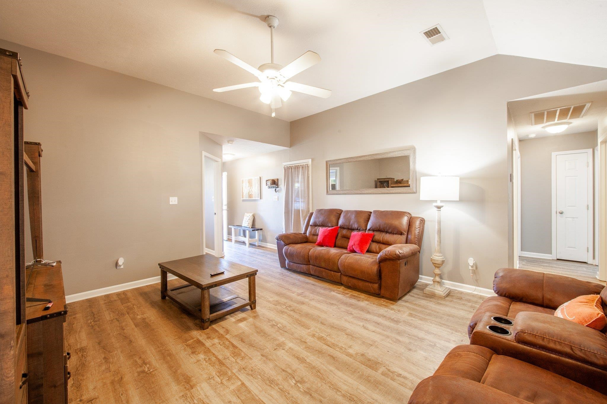 146 Liverpool Cove