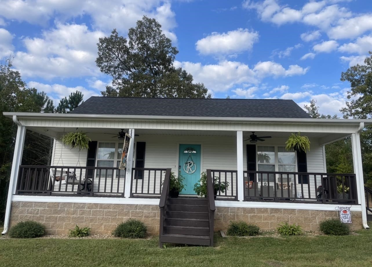 351 Persimmon Ln