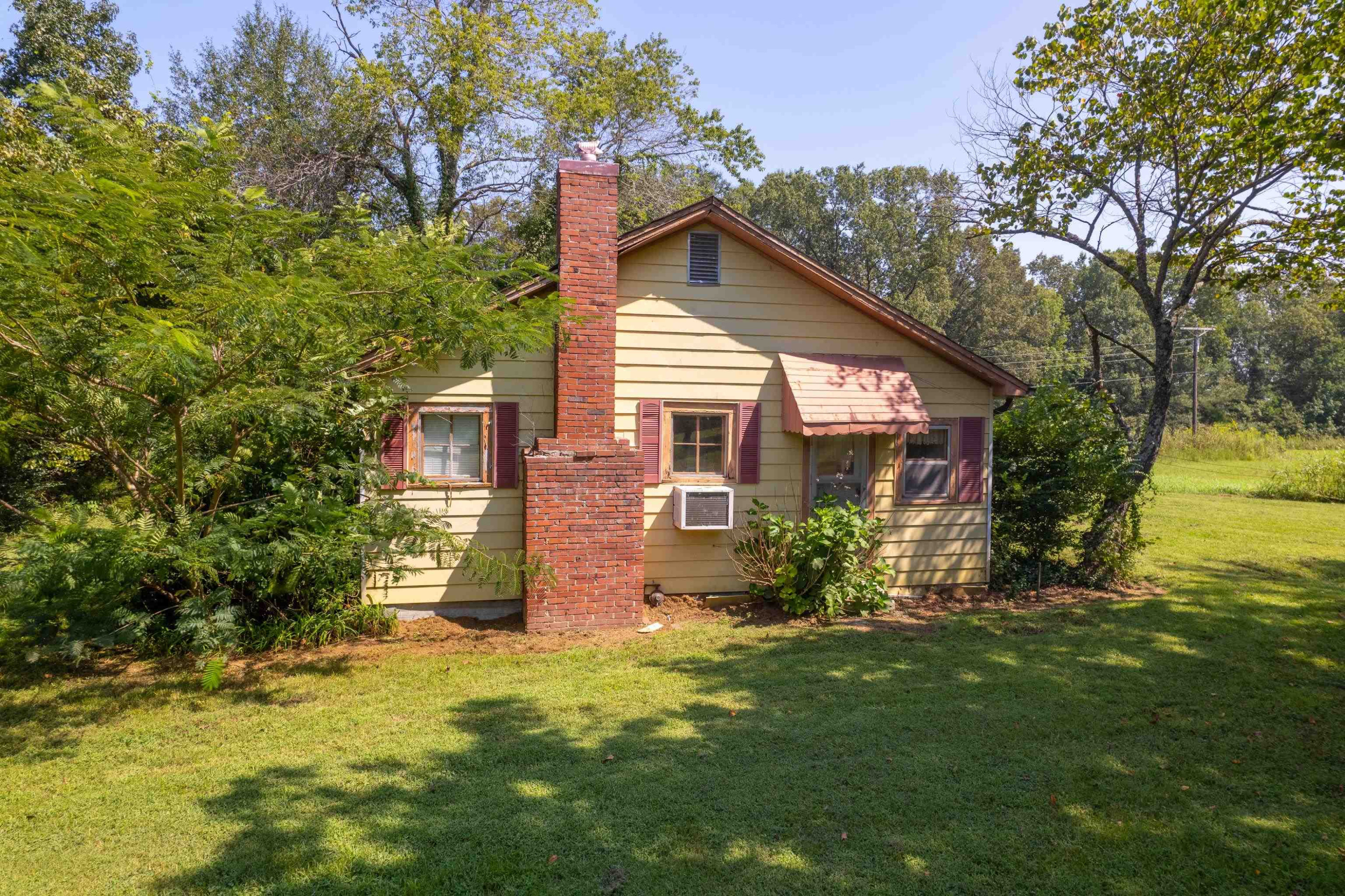 14 Gretchen Ln Lane
