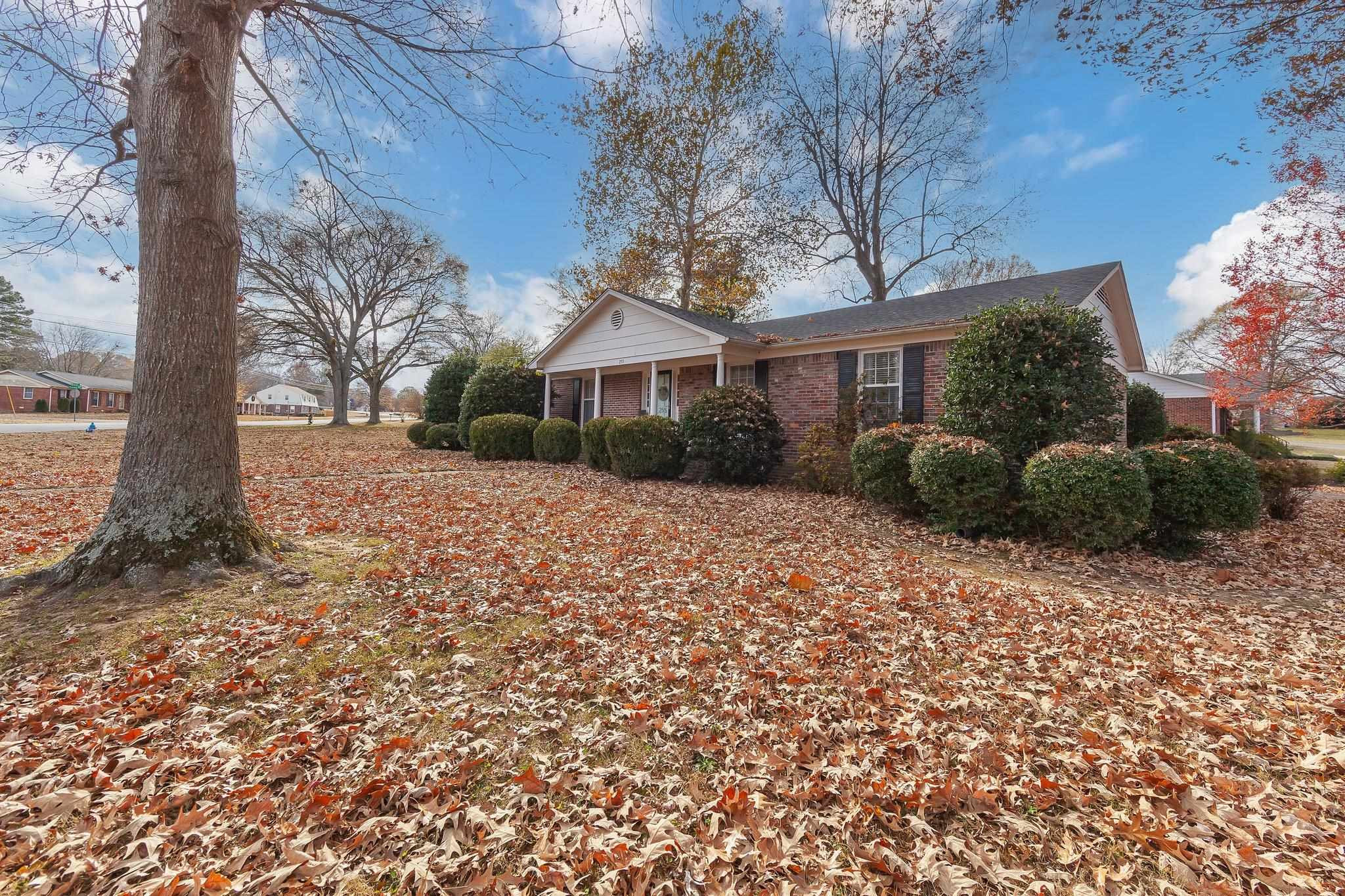 255 Channing Way