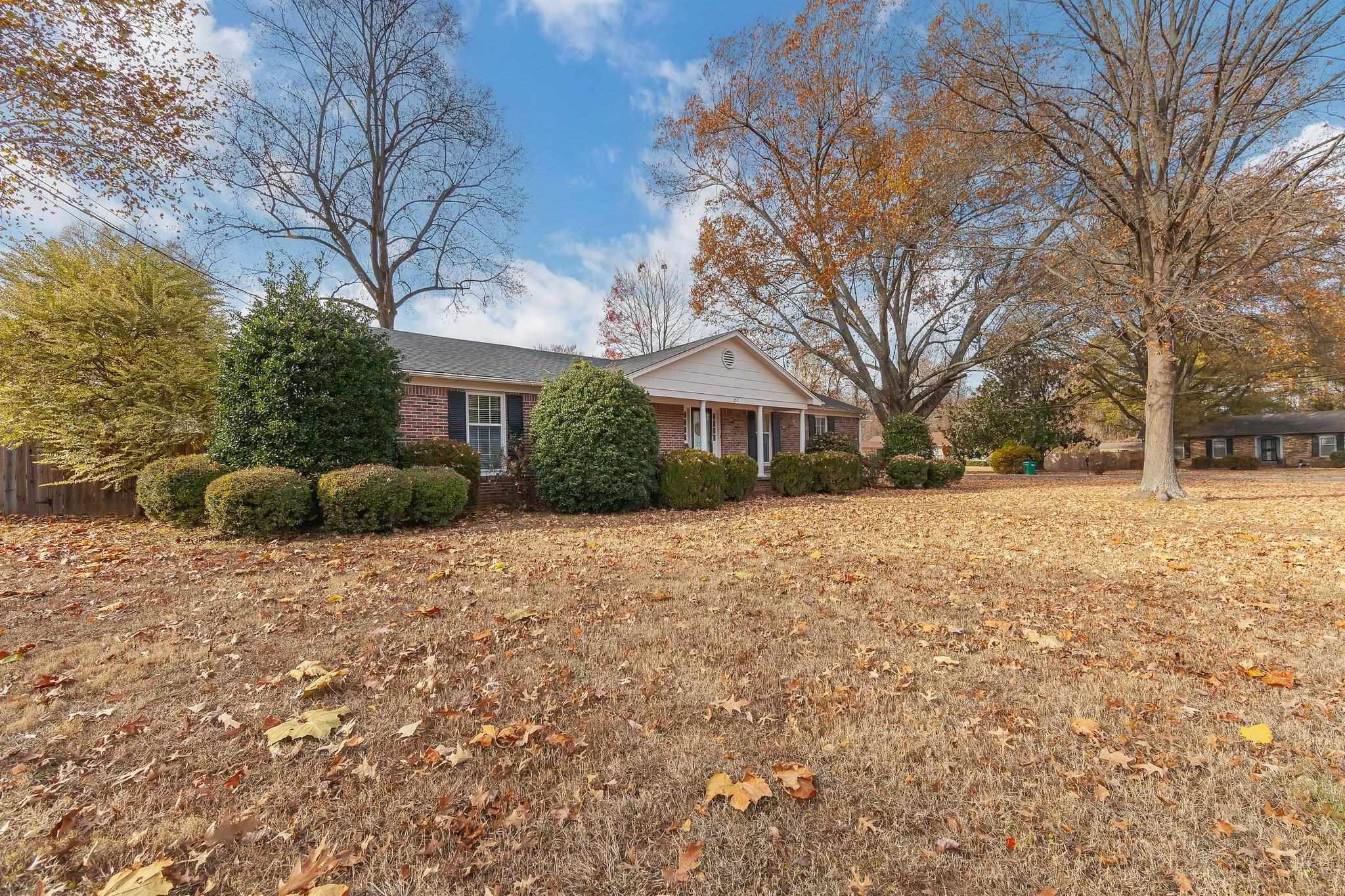 255 Channing Way