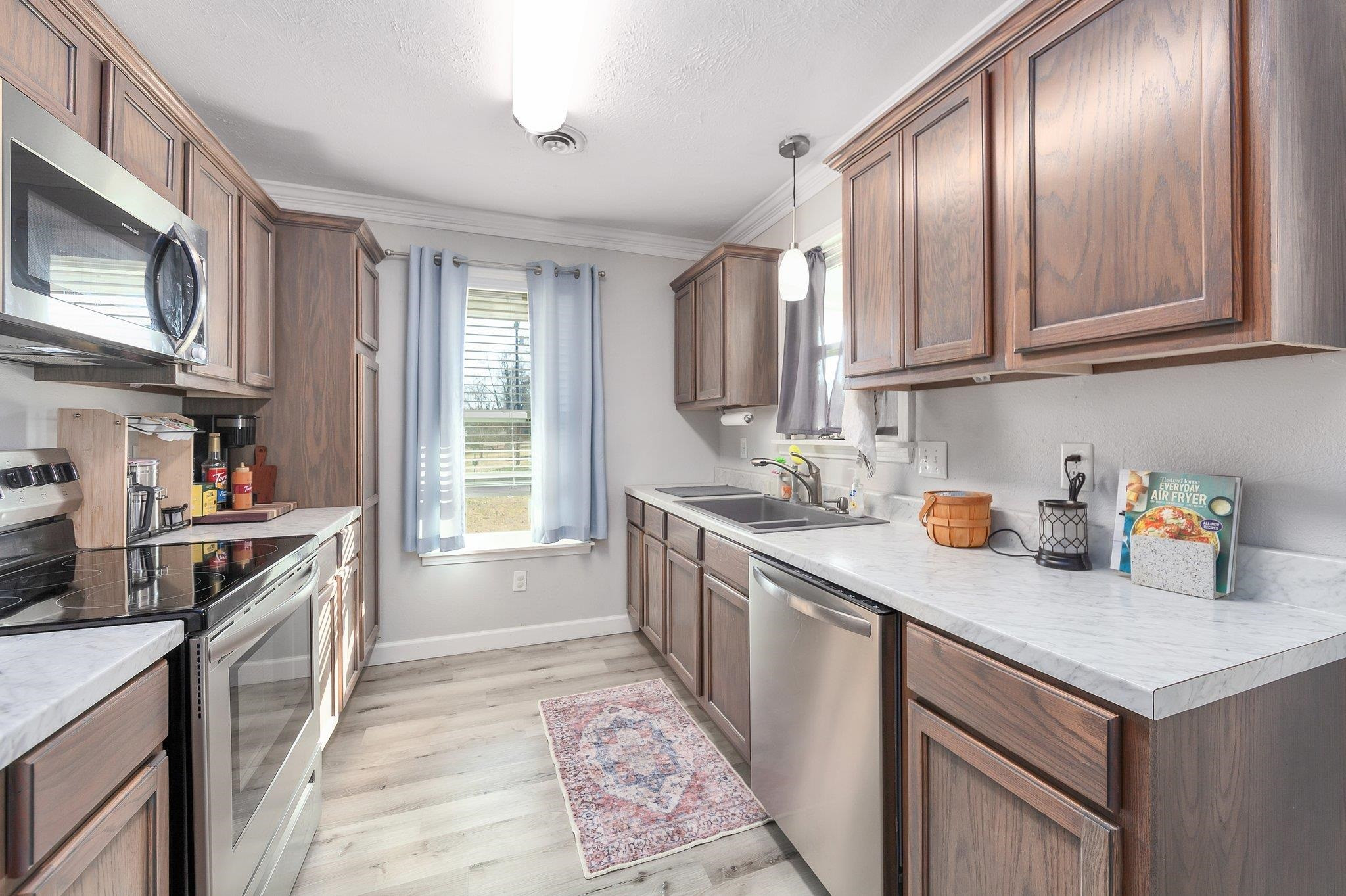37 NETHERWOOD Drive