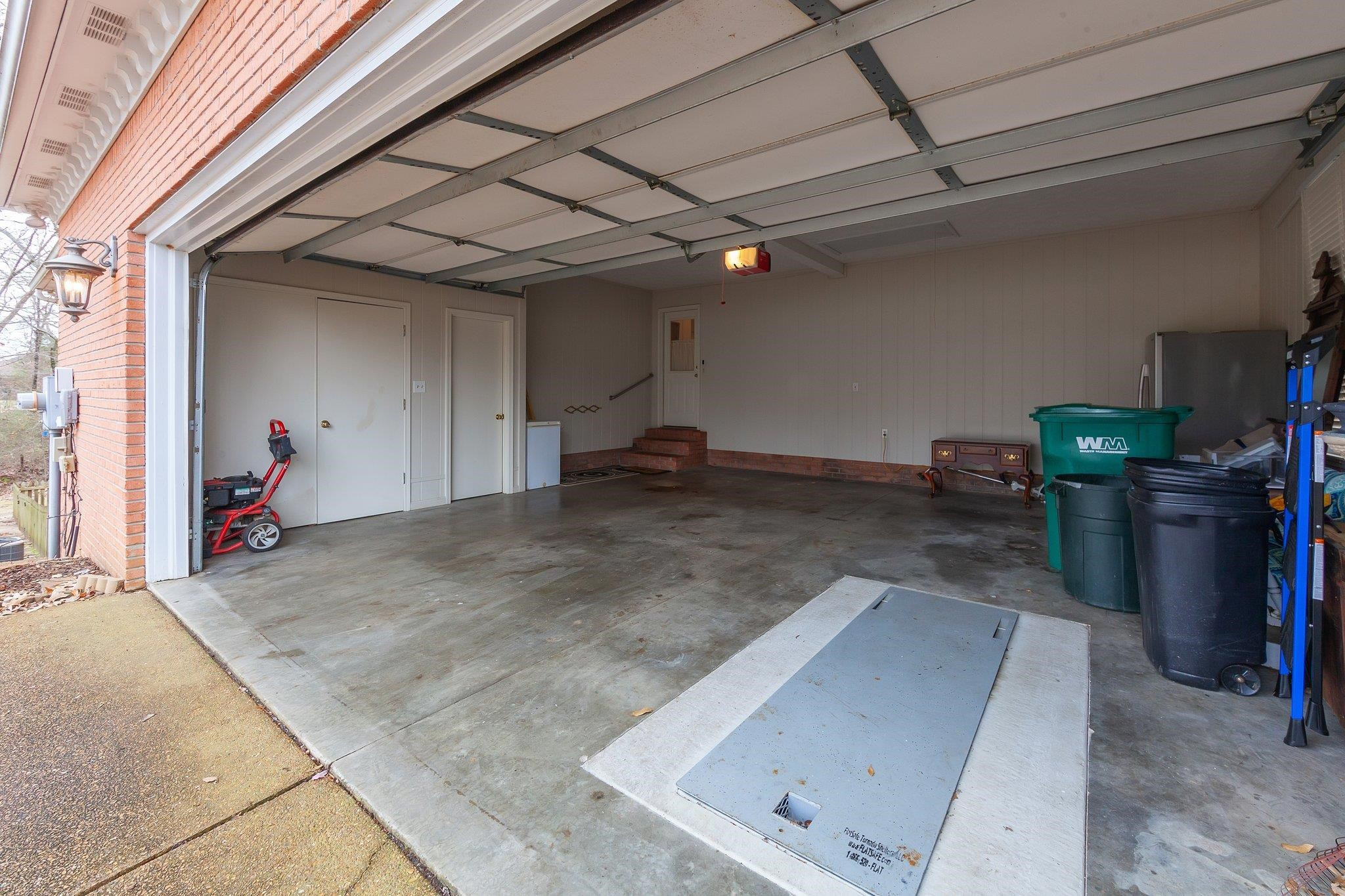 386 Weatheridge Drive