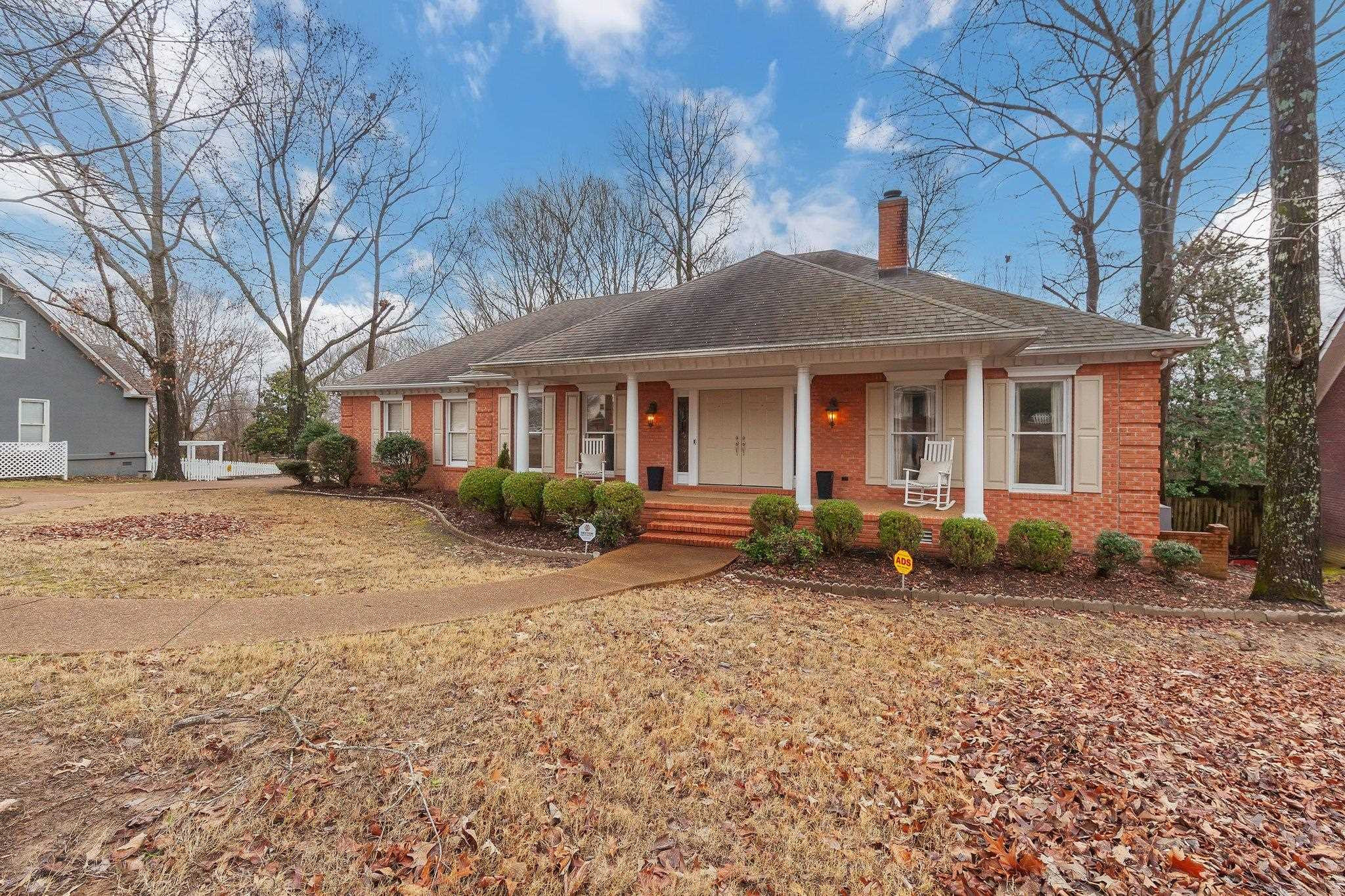 386 Weatheridge Drive