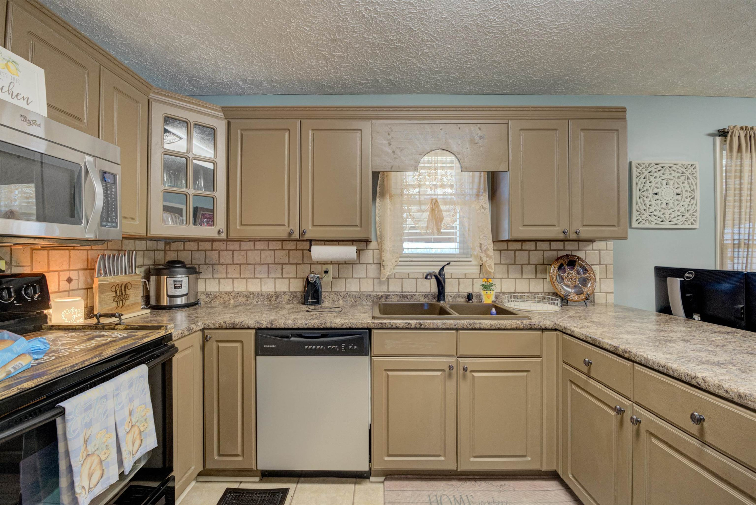 513 State Rt 187 Highway