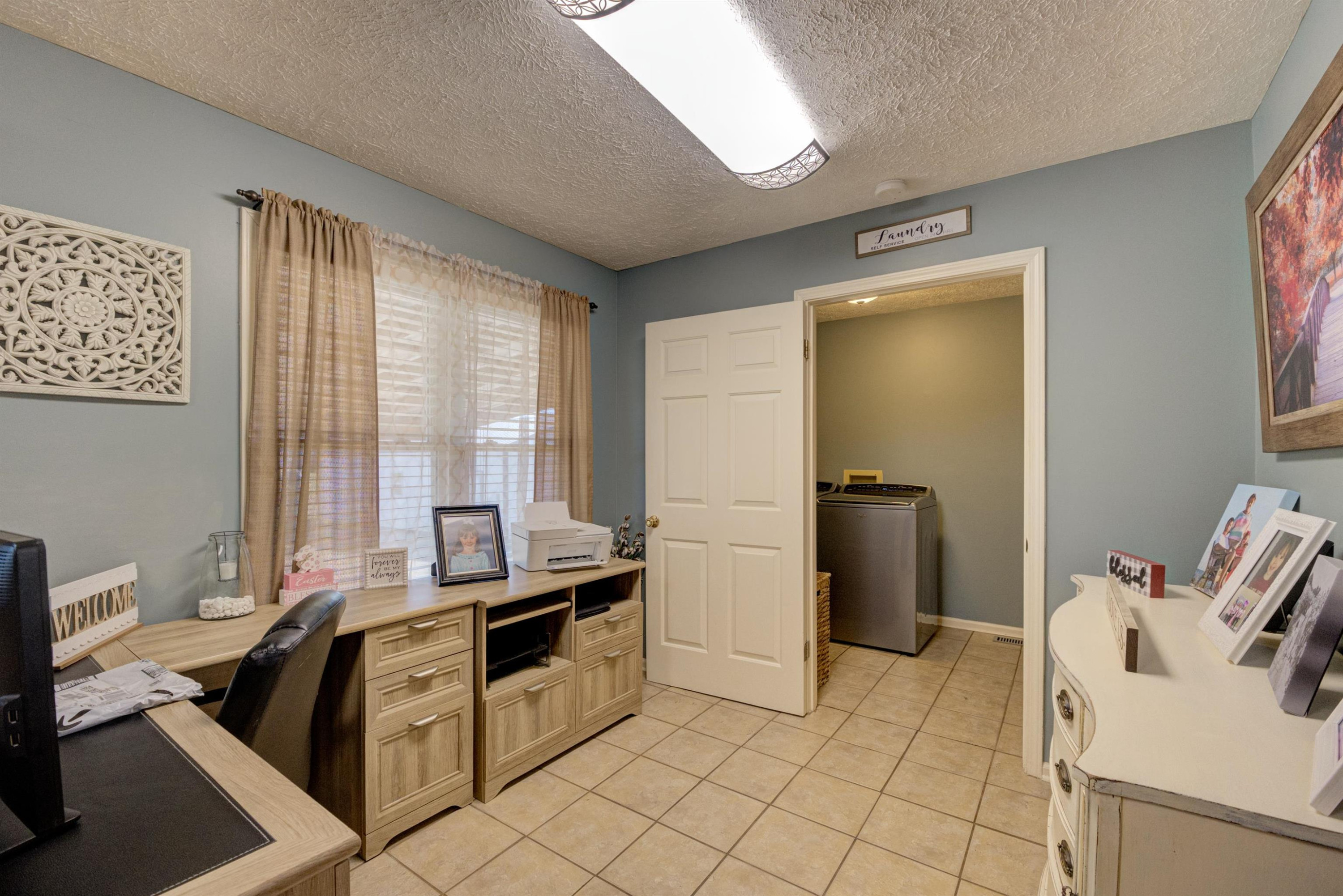 513 State Rt 187 Highway