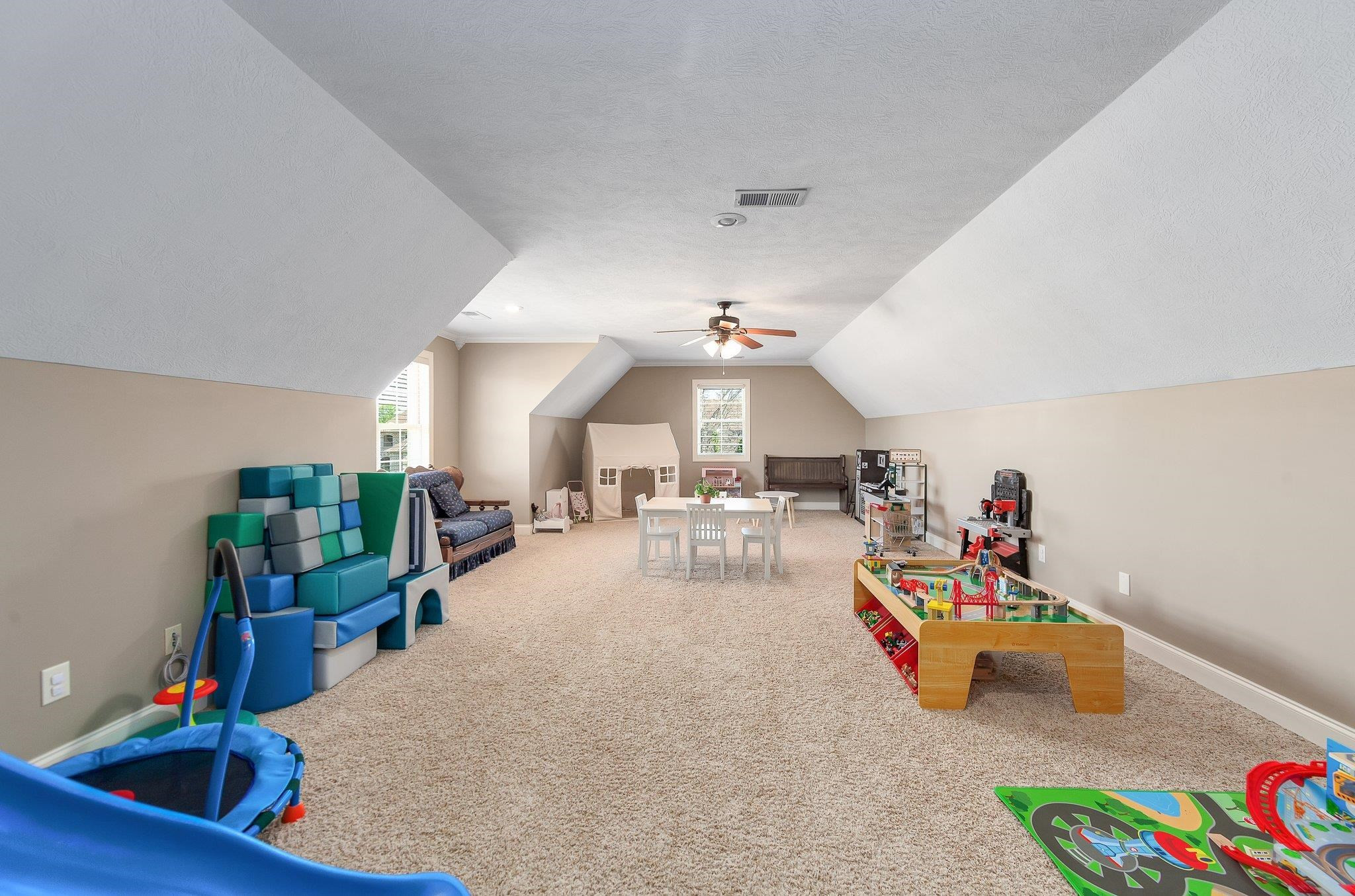 36 Cross Pointe Dr Drive