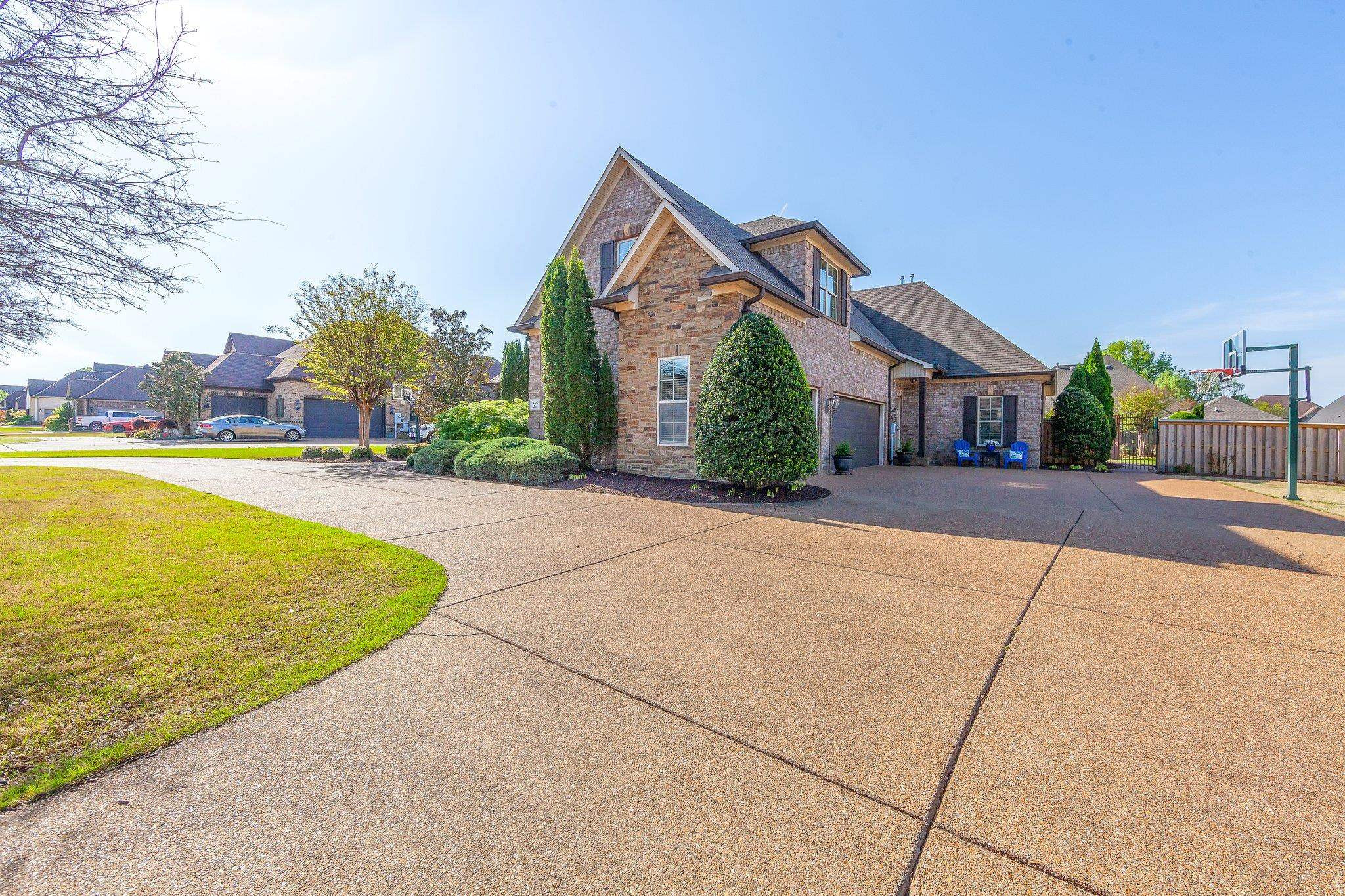 36 Cross Pointe Dr Drive