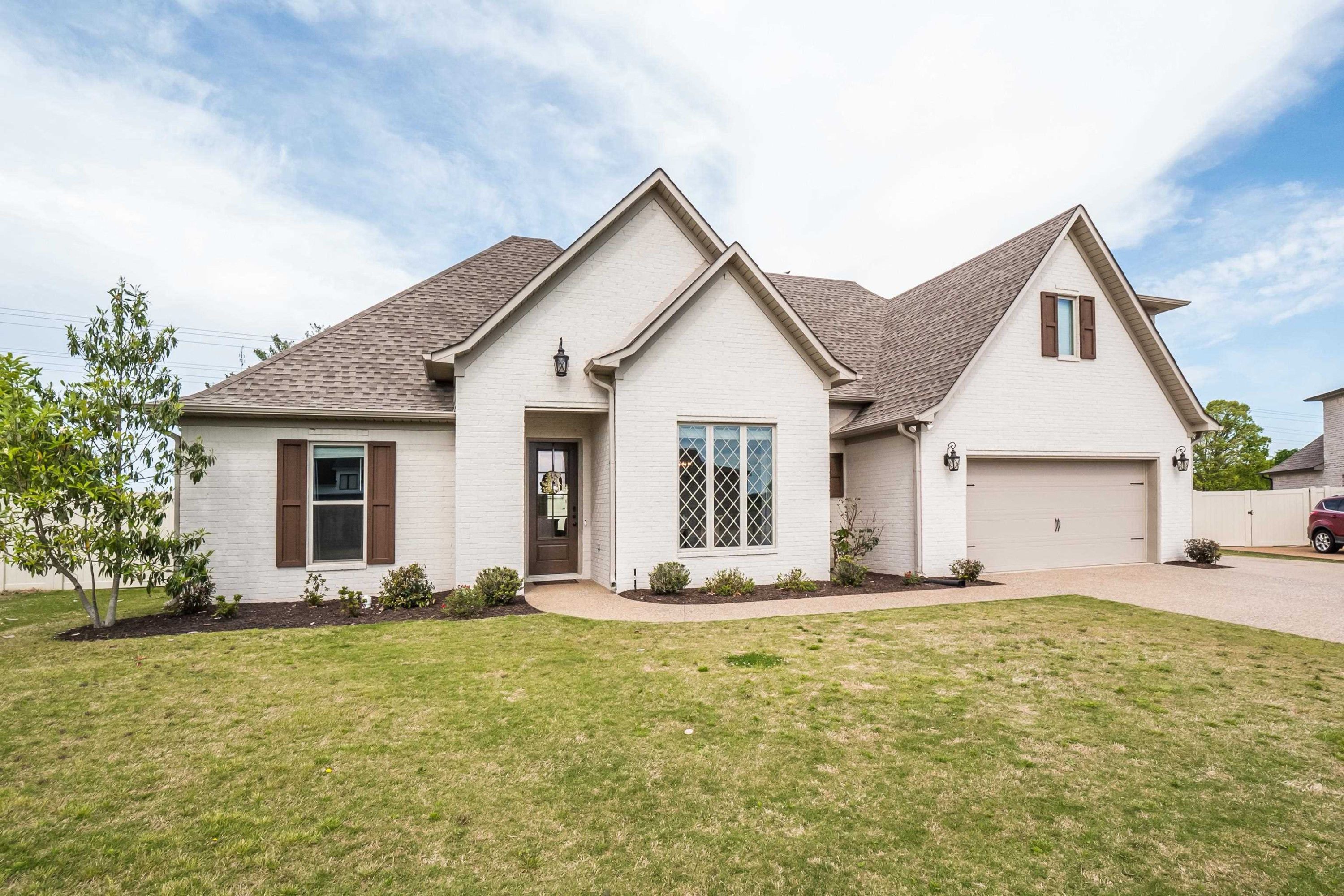 125 Saddlebrook Drive