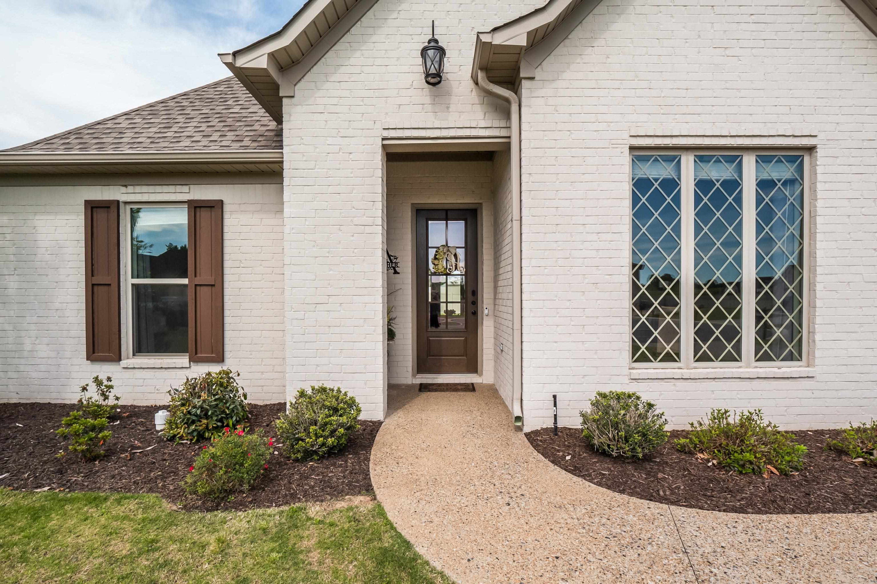 125 Saddlebrook Drive