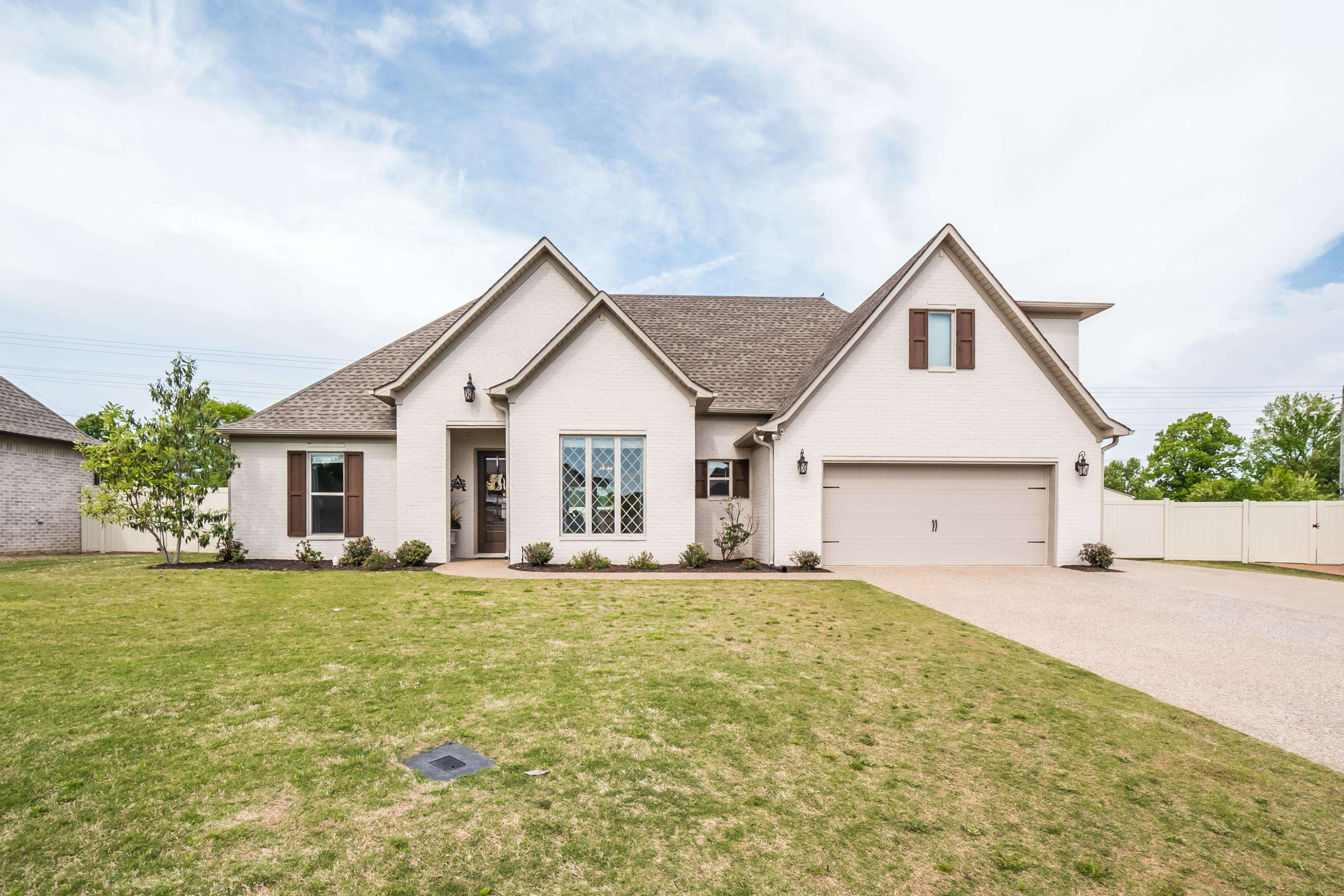 125 Saddlebrook Drive