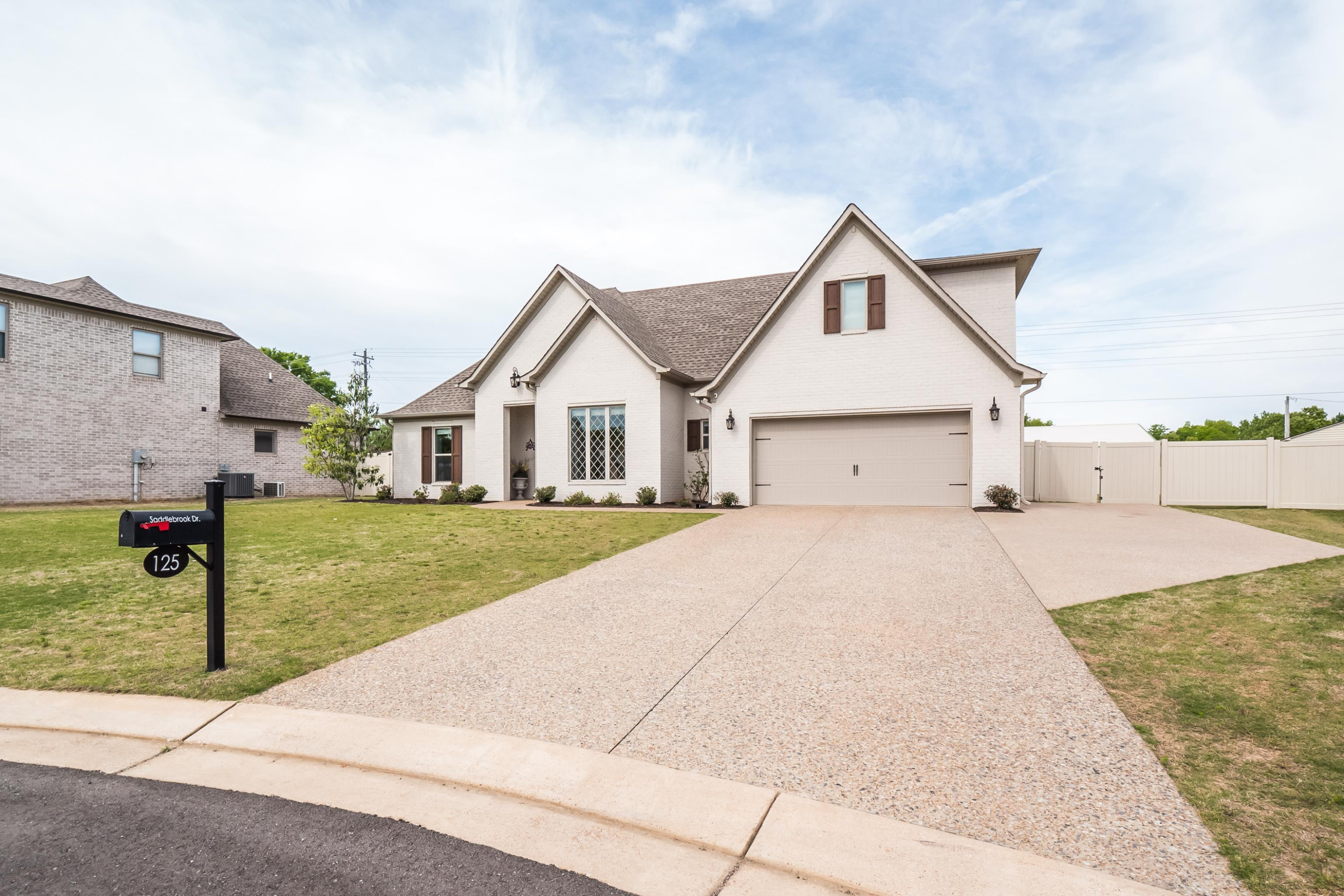 125 Saddlebrook Drive