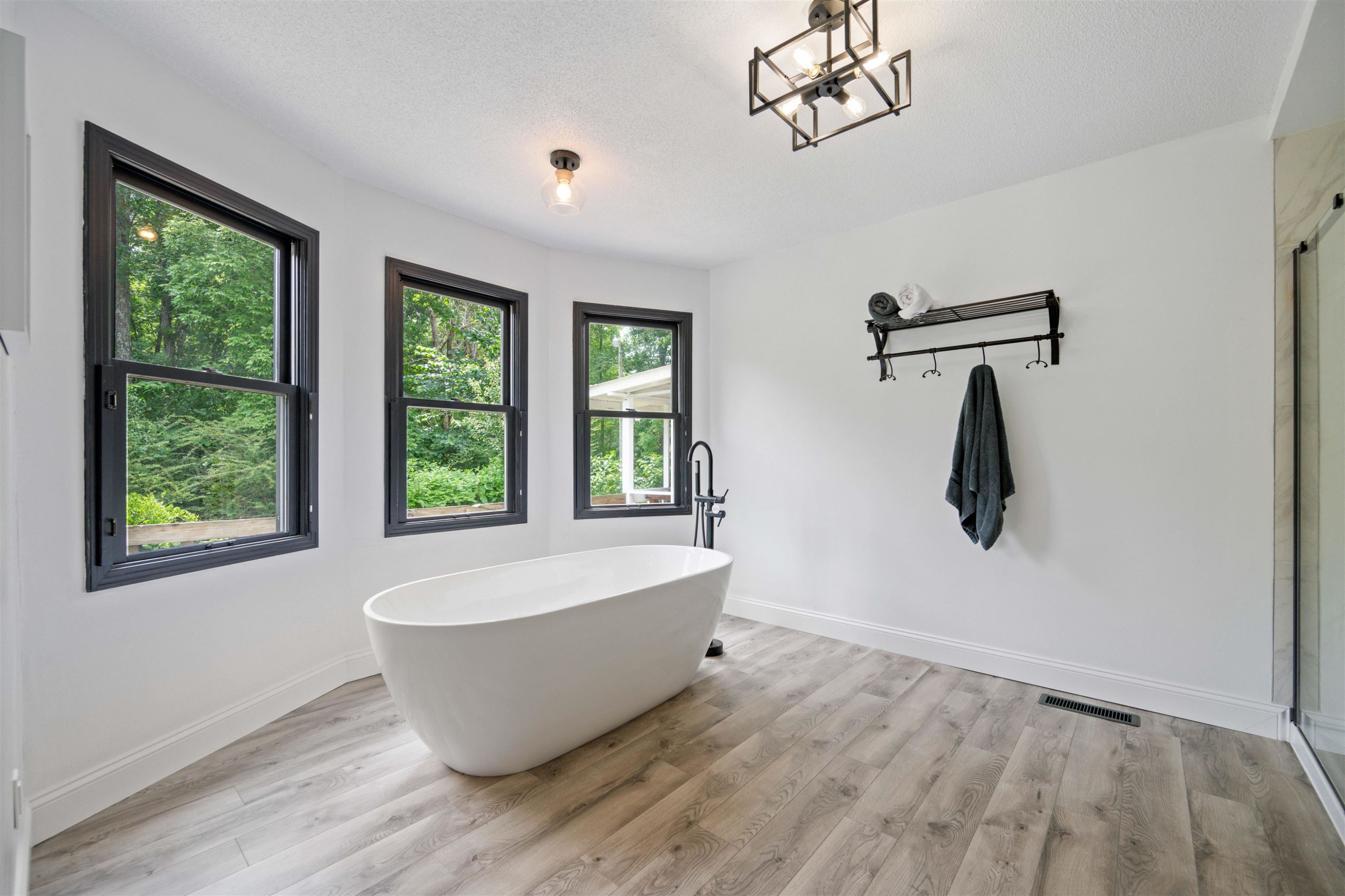 375 Shady Hill Reagan Rd Road