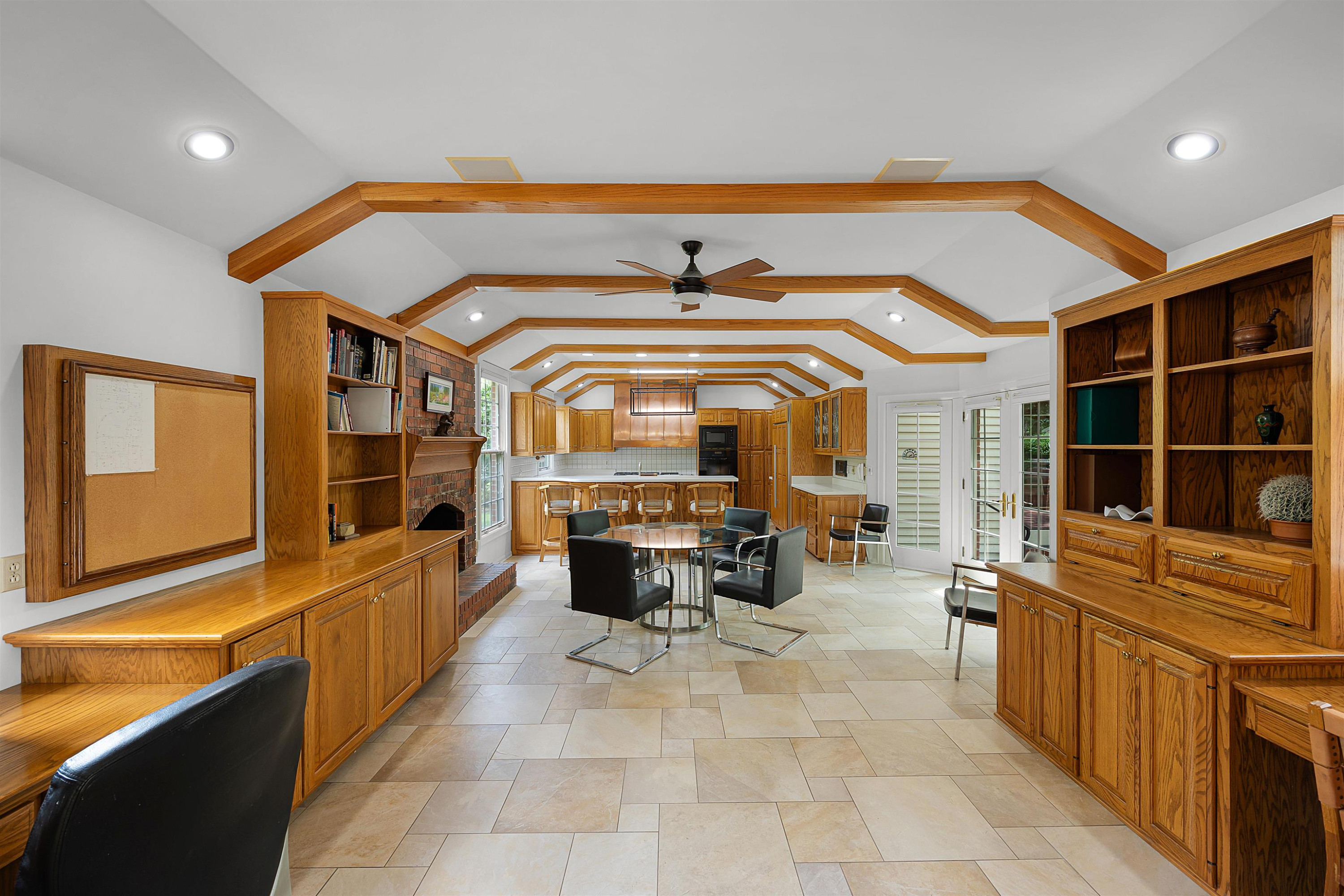225 Tuckahoe Road