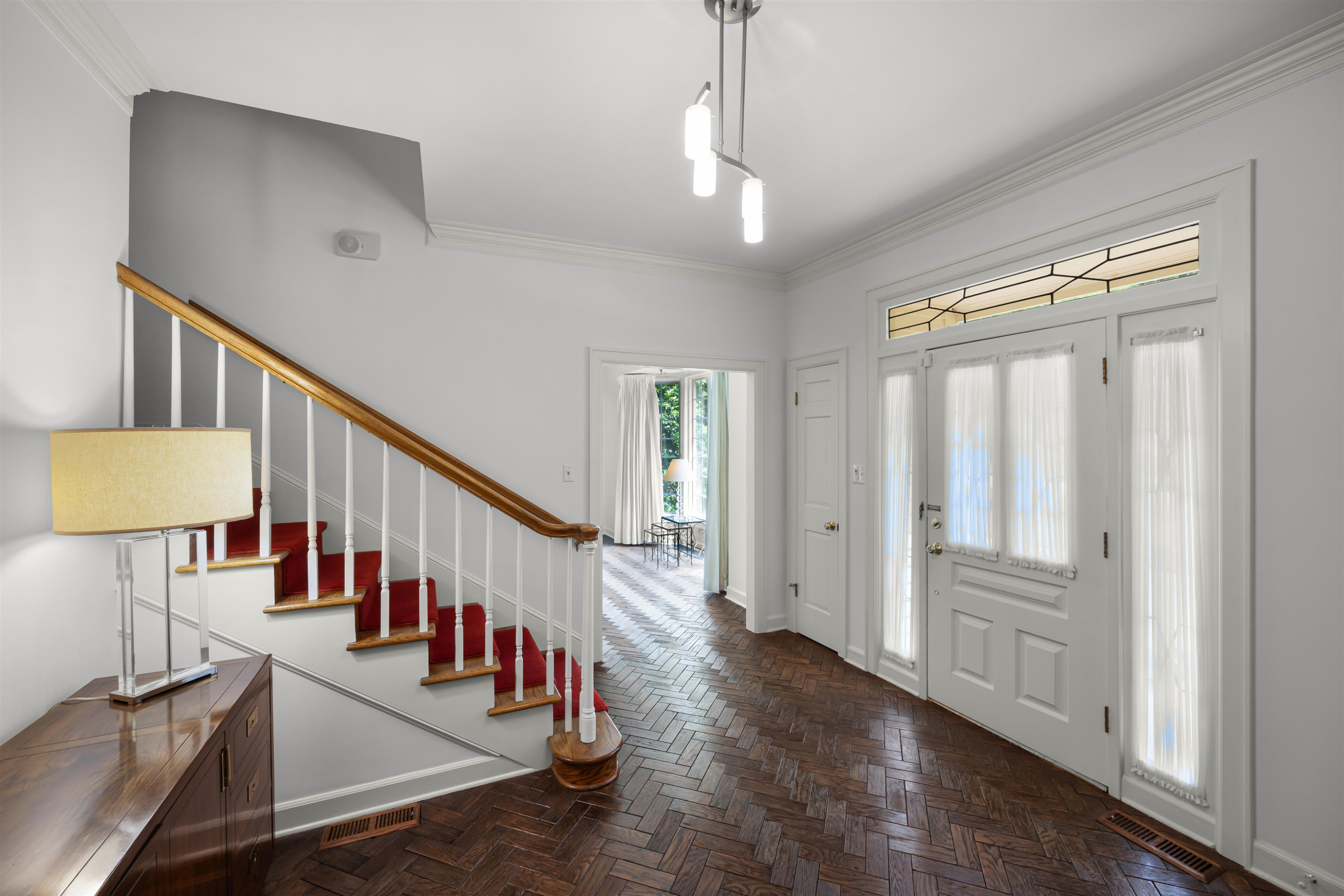 225 Tuckahoe Road