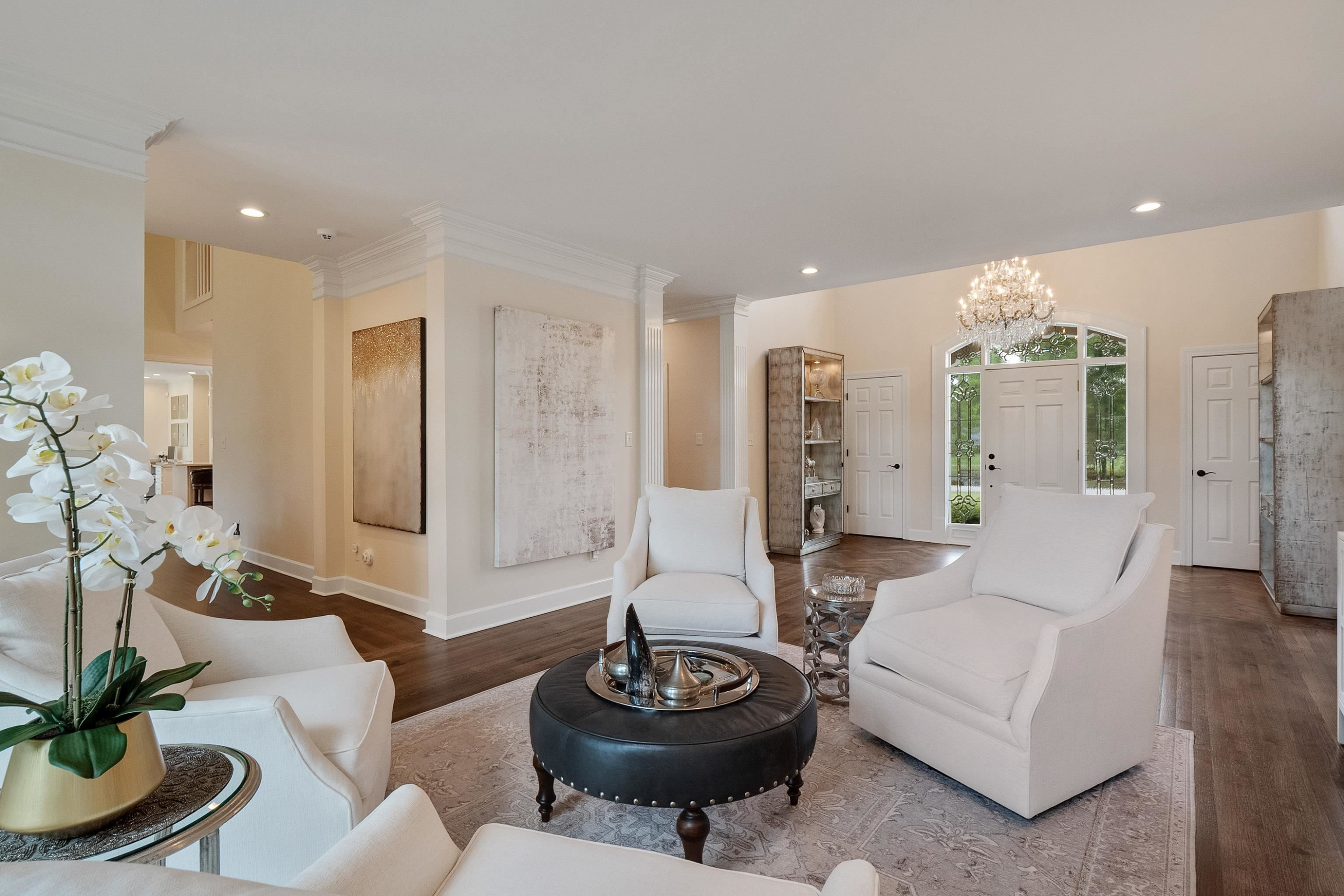 9 Deepwood Drive