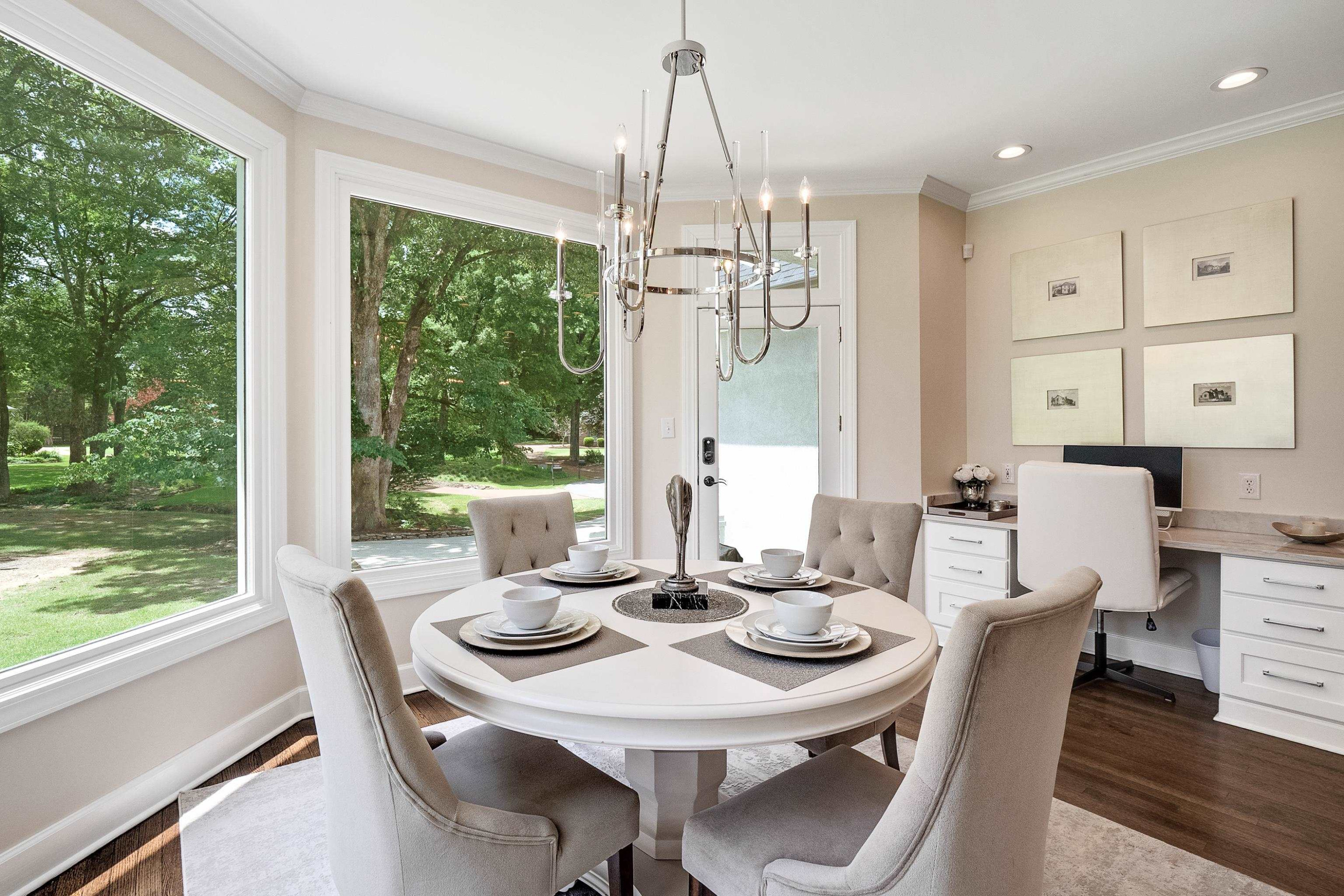9 Deepwood Drive