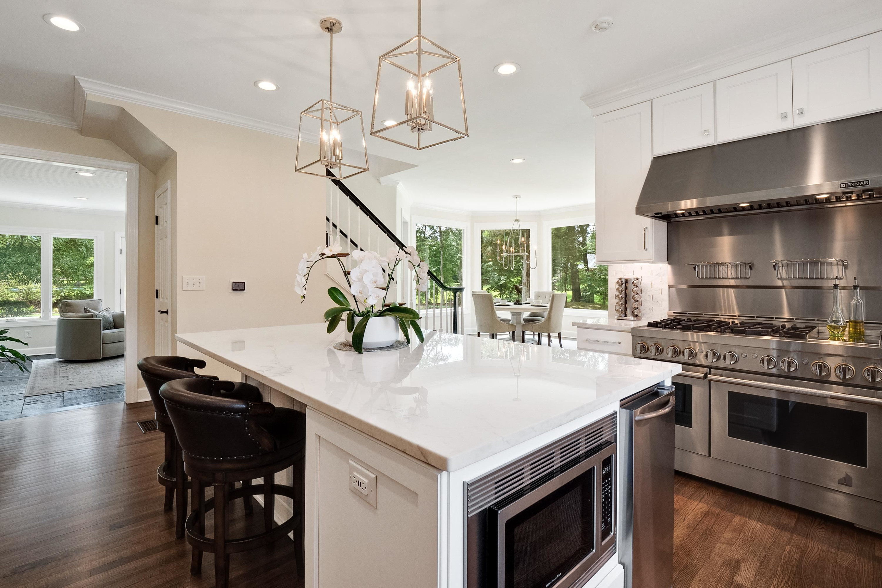 9 Deepwood Drive