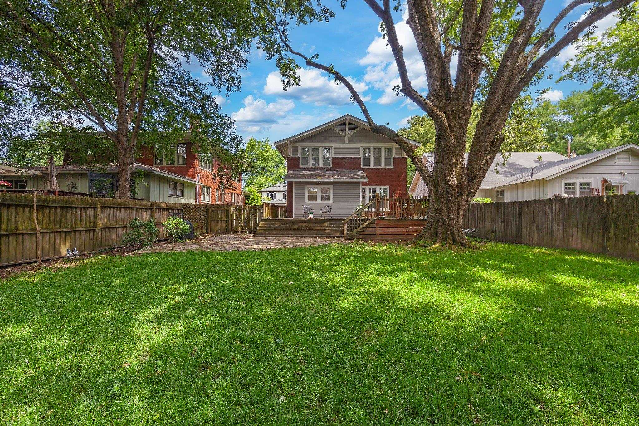 332 Division Avenue