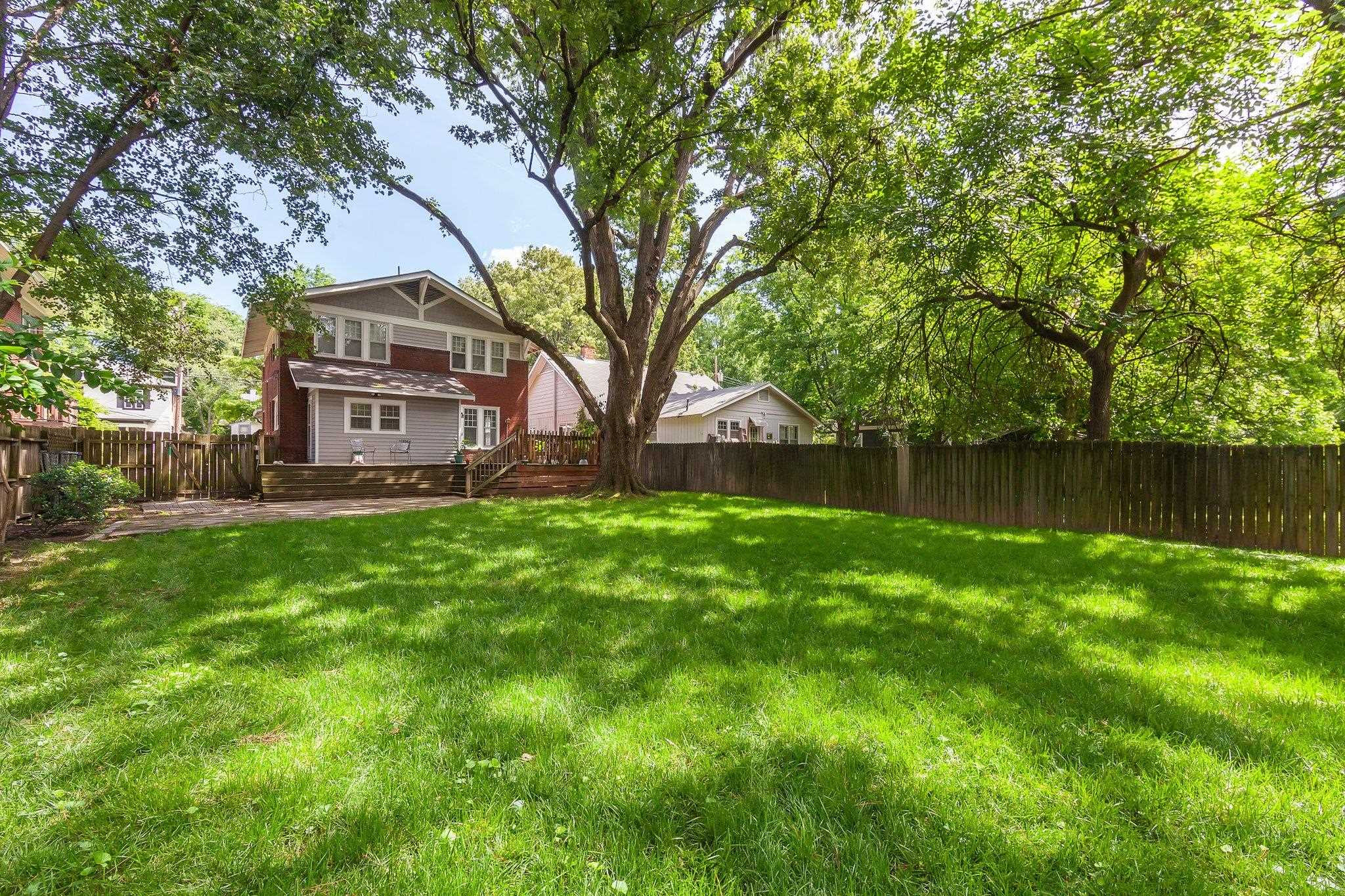 332 Division Avenue