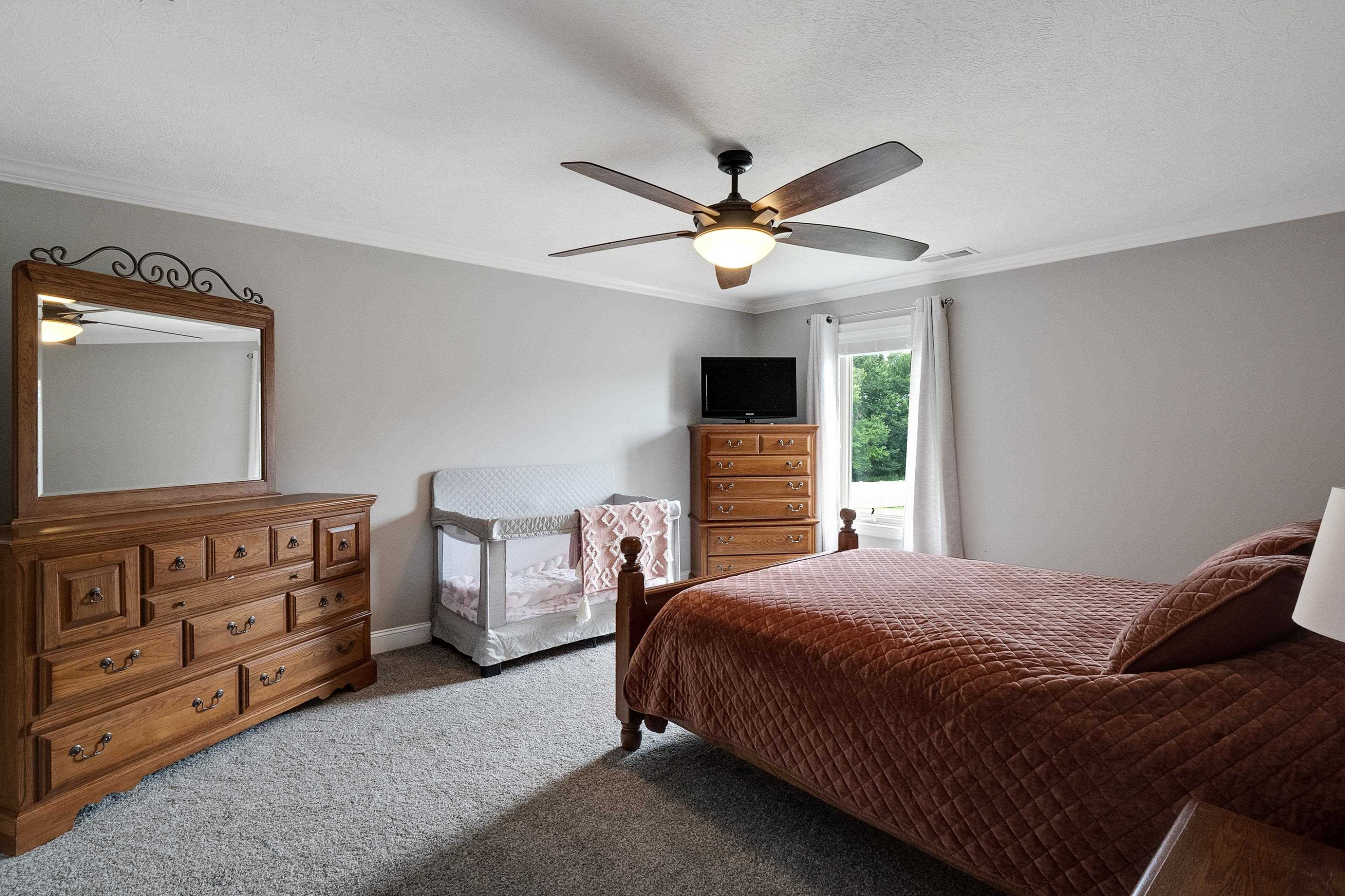 6 Winslow Cove