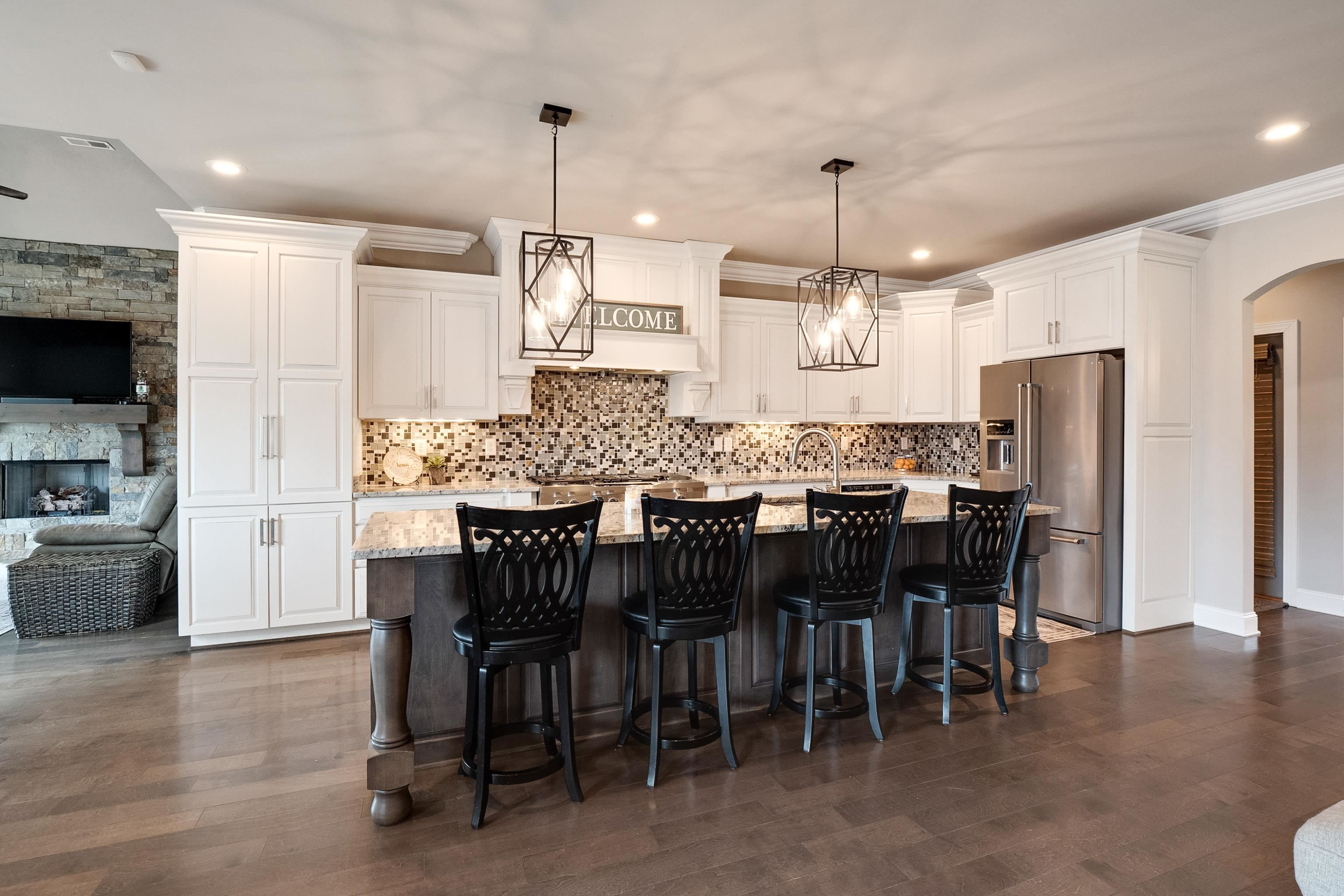 6 Winslow Cove