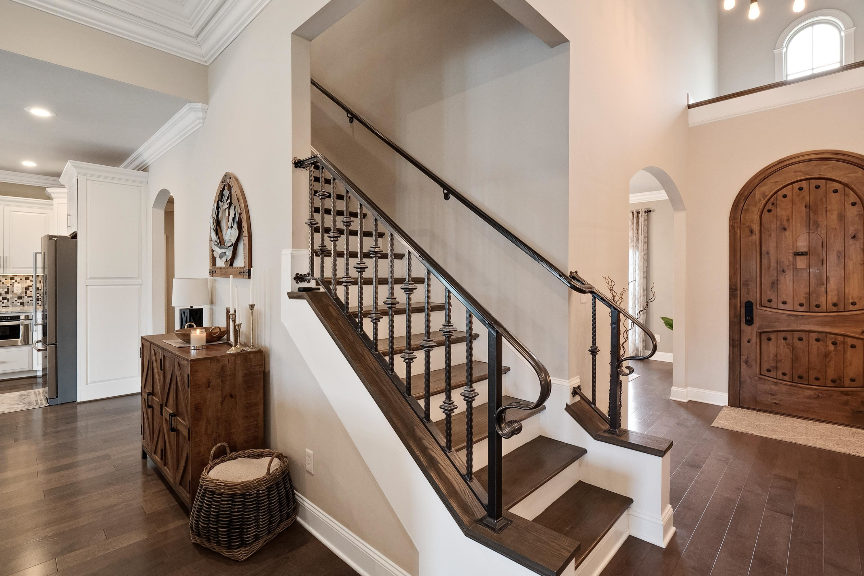 6 Winslow Cove