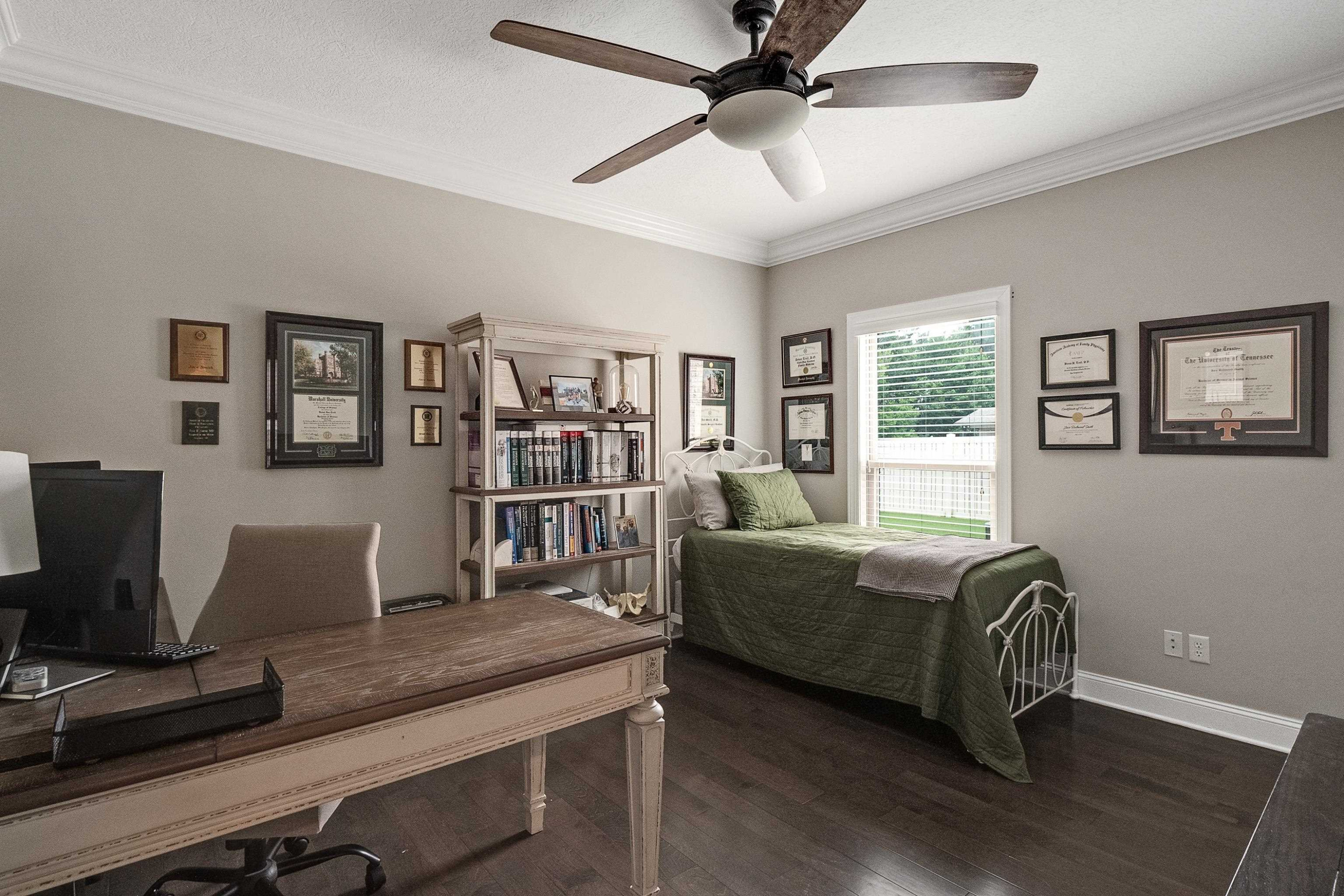 6 Winslow Cove