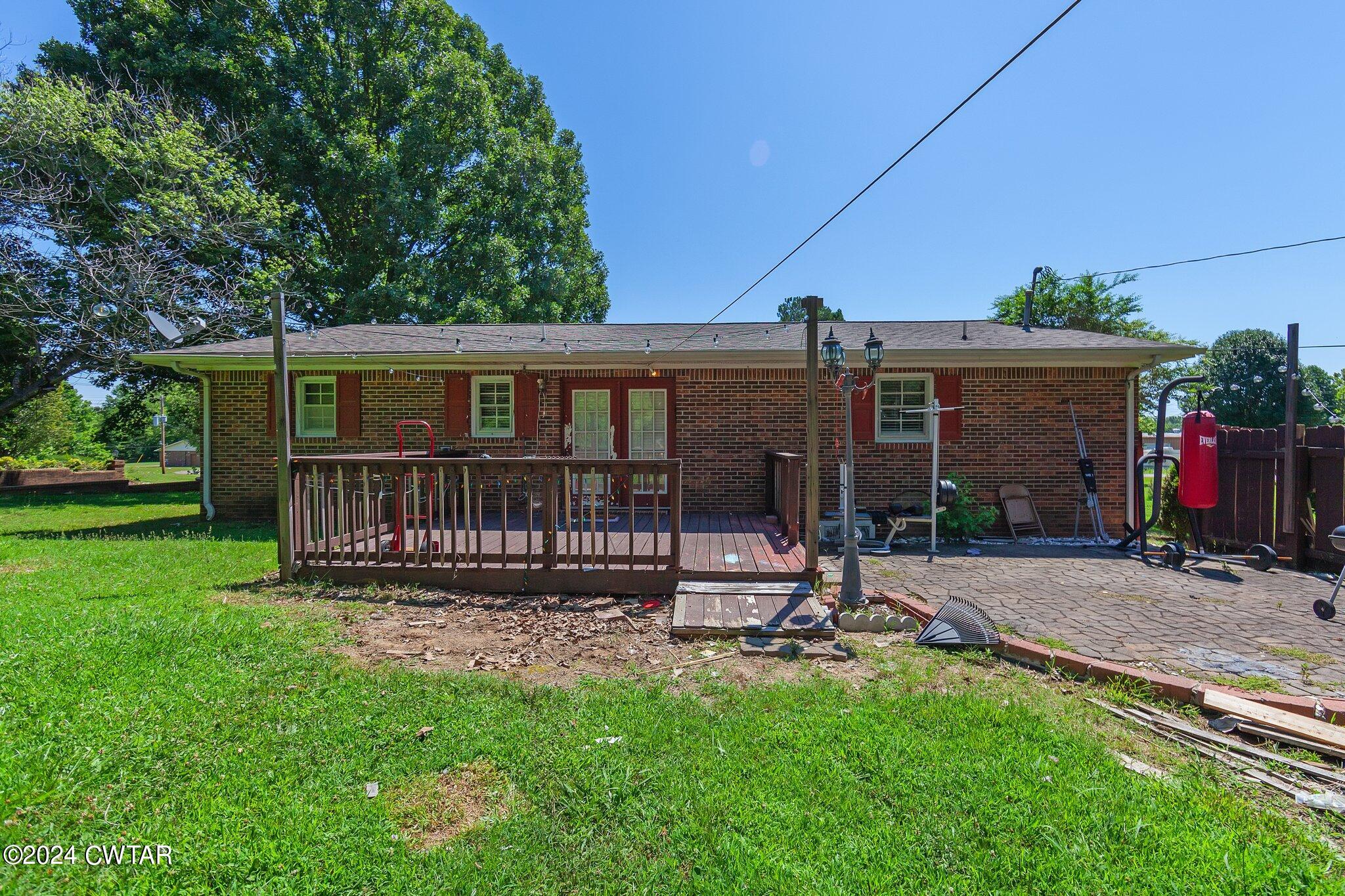 119 Robertson Avenue