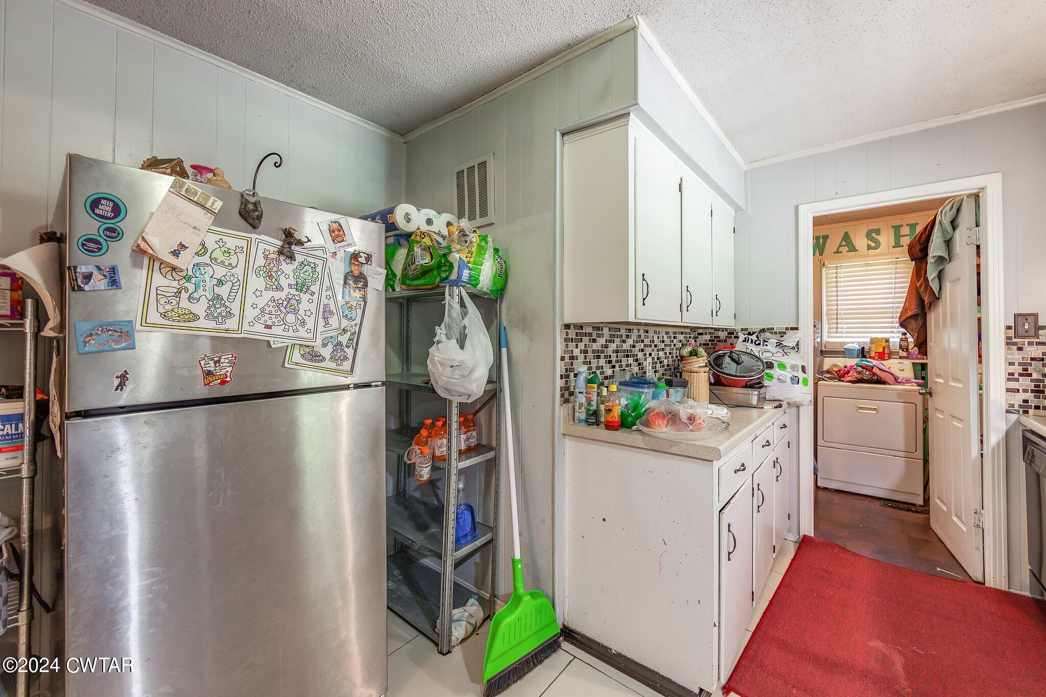 119 Robertson Avenue