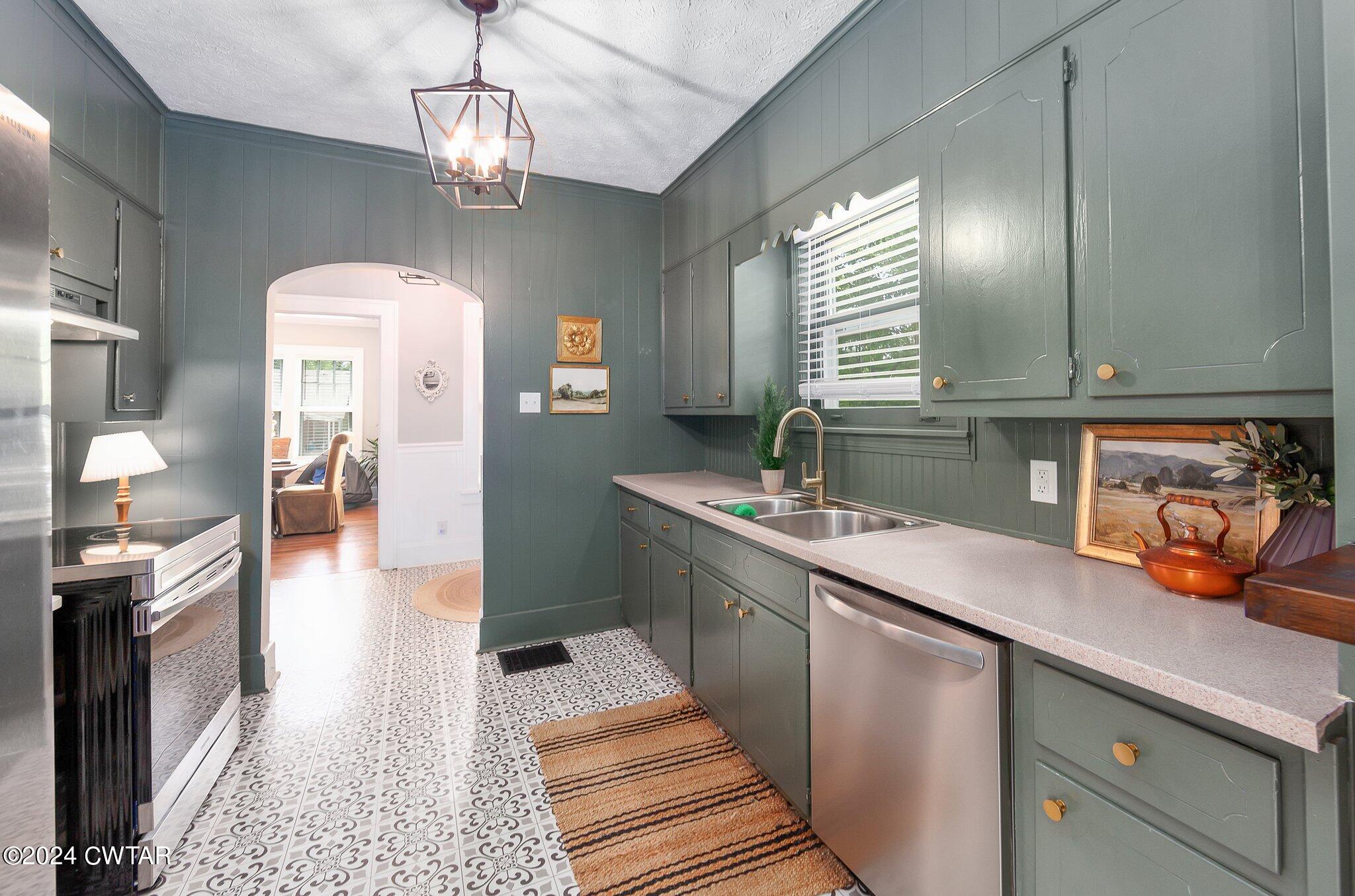 304 Morningside Drive