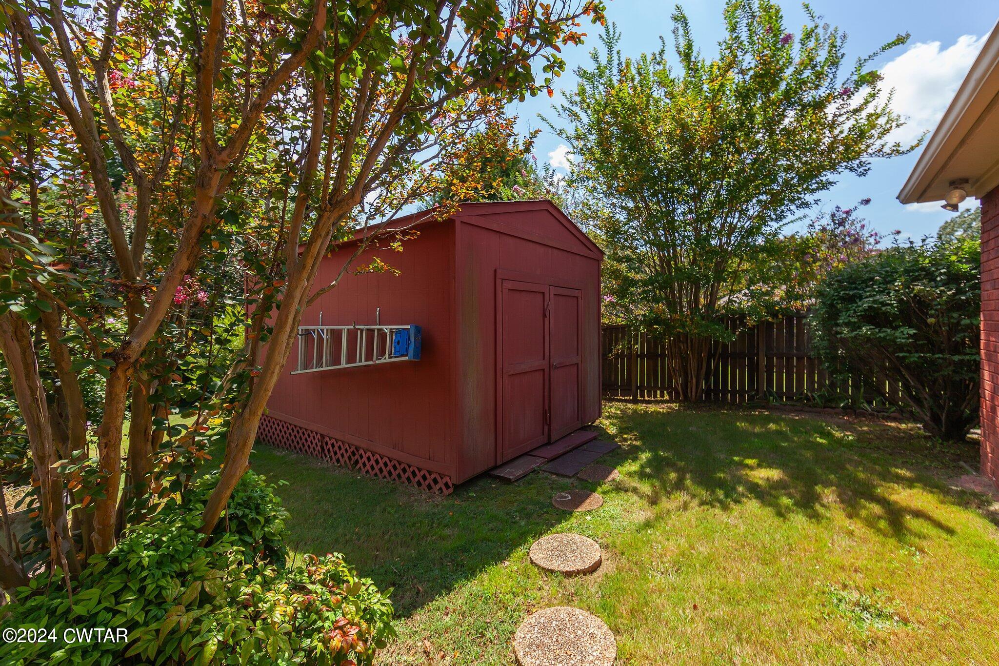 24 Summerview Drive