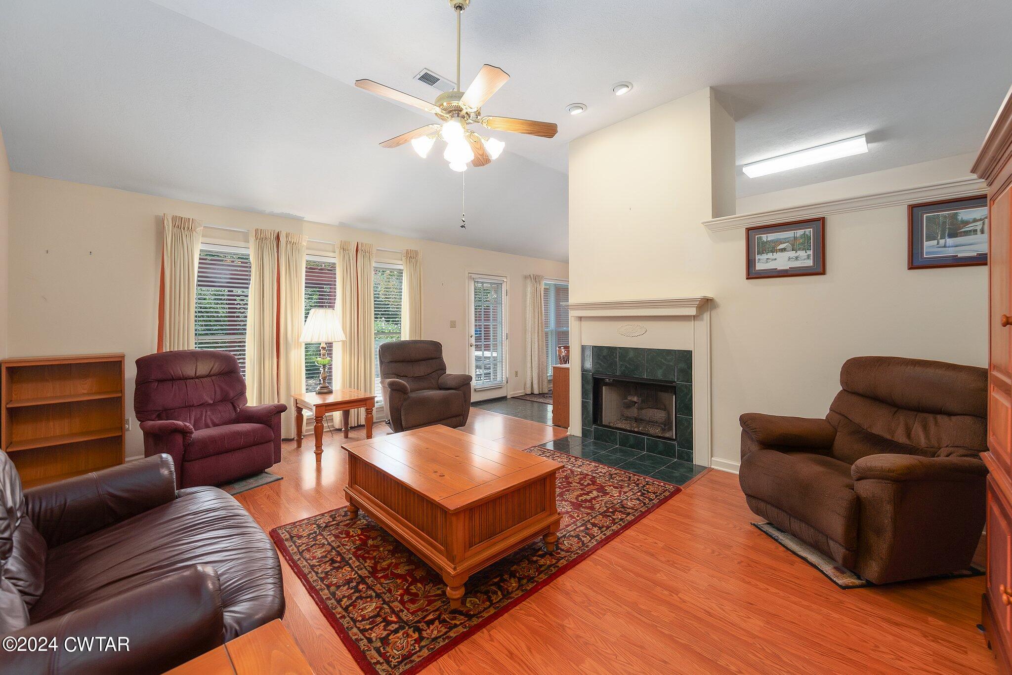 24 Summerview Drive