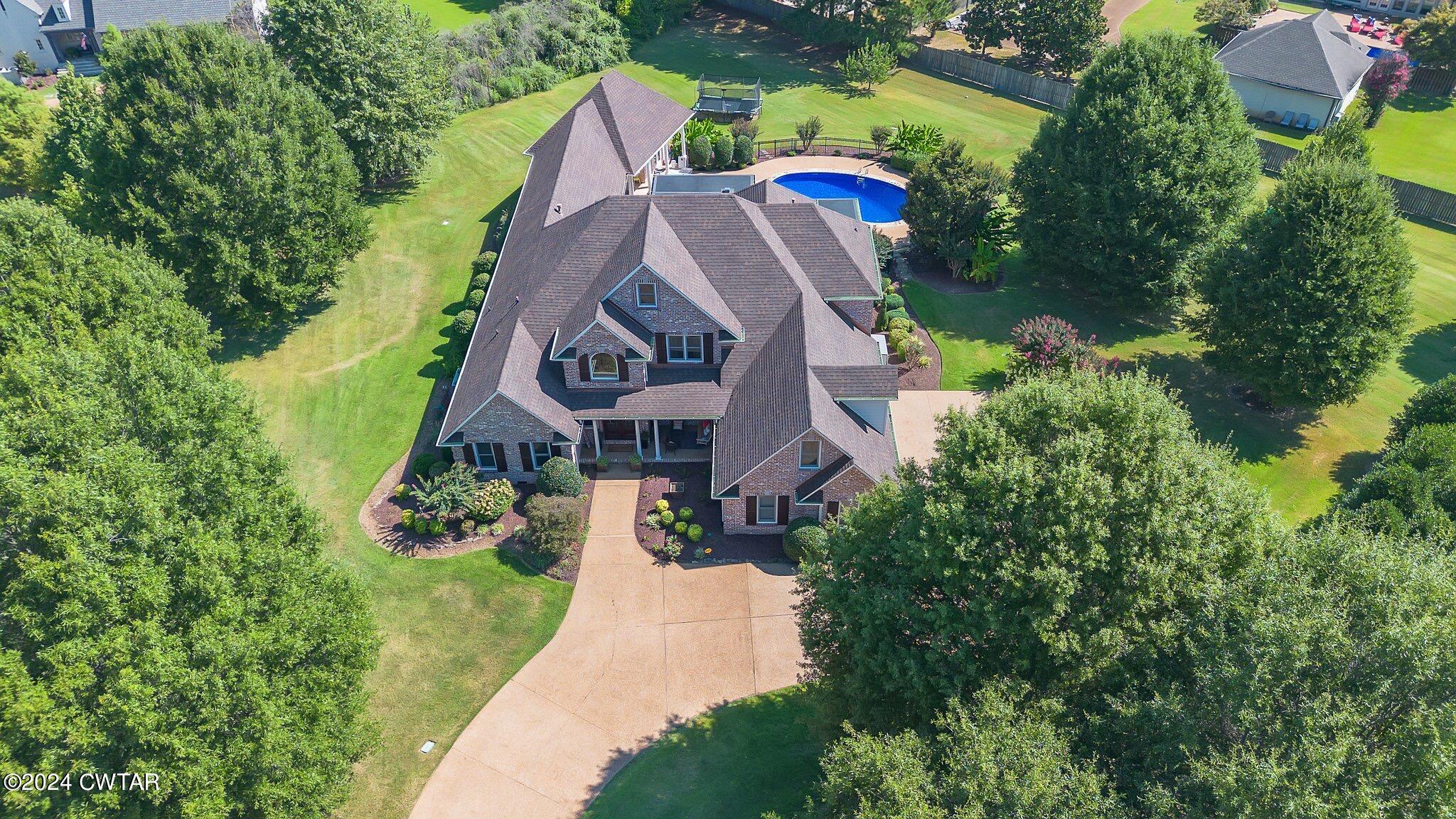 27 Legend Oaks Cove