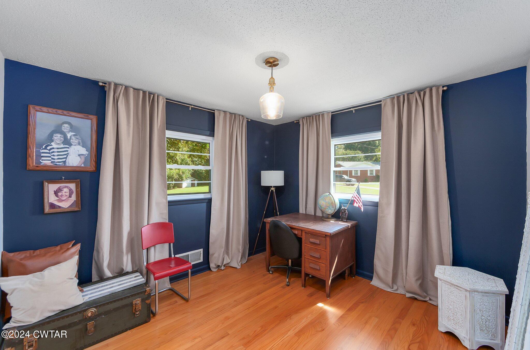 53 Omar Circle