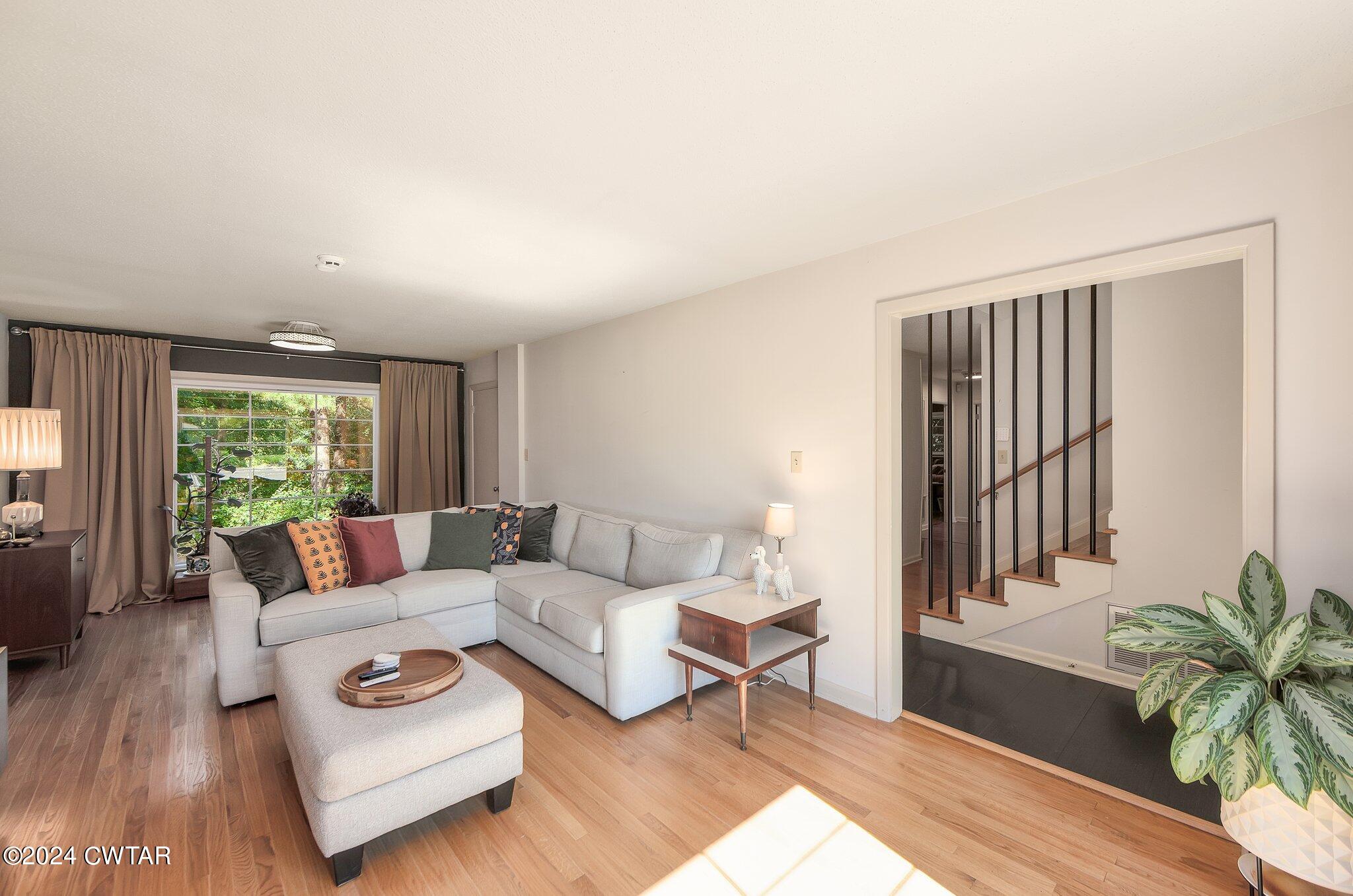 53 Omar Circle