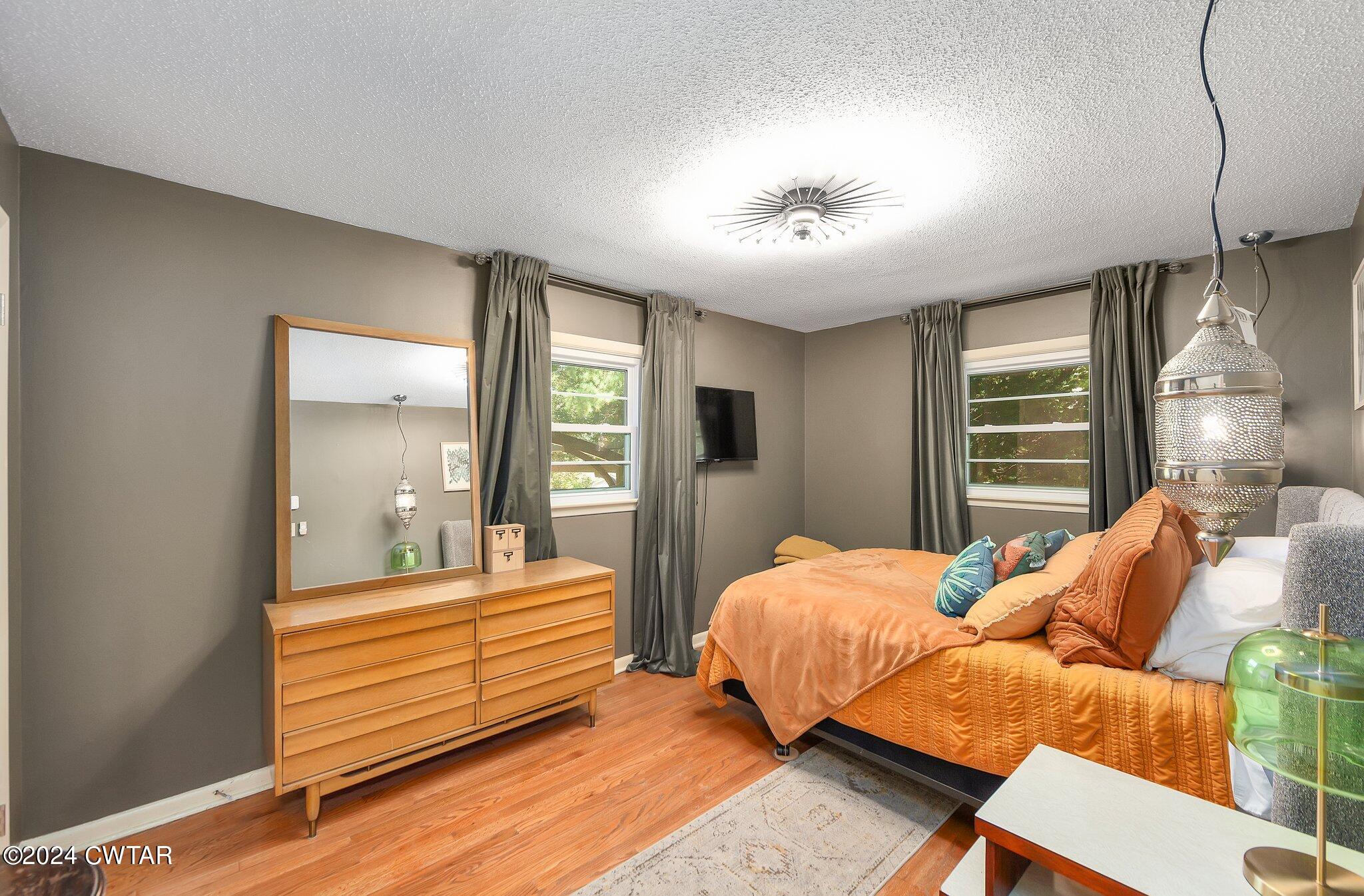 53 Omar Circle