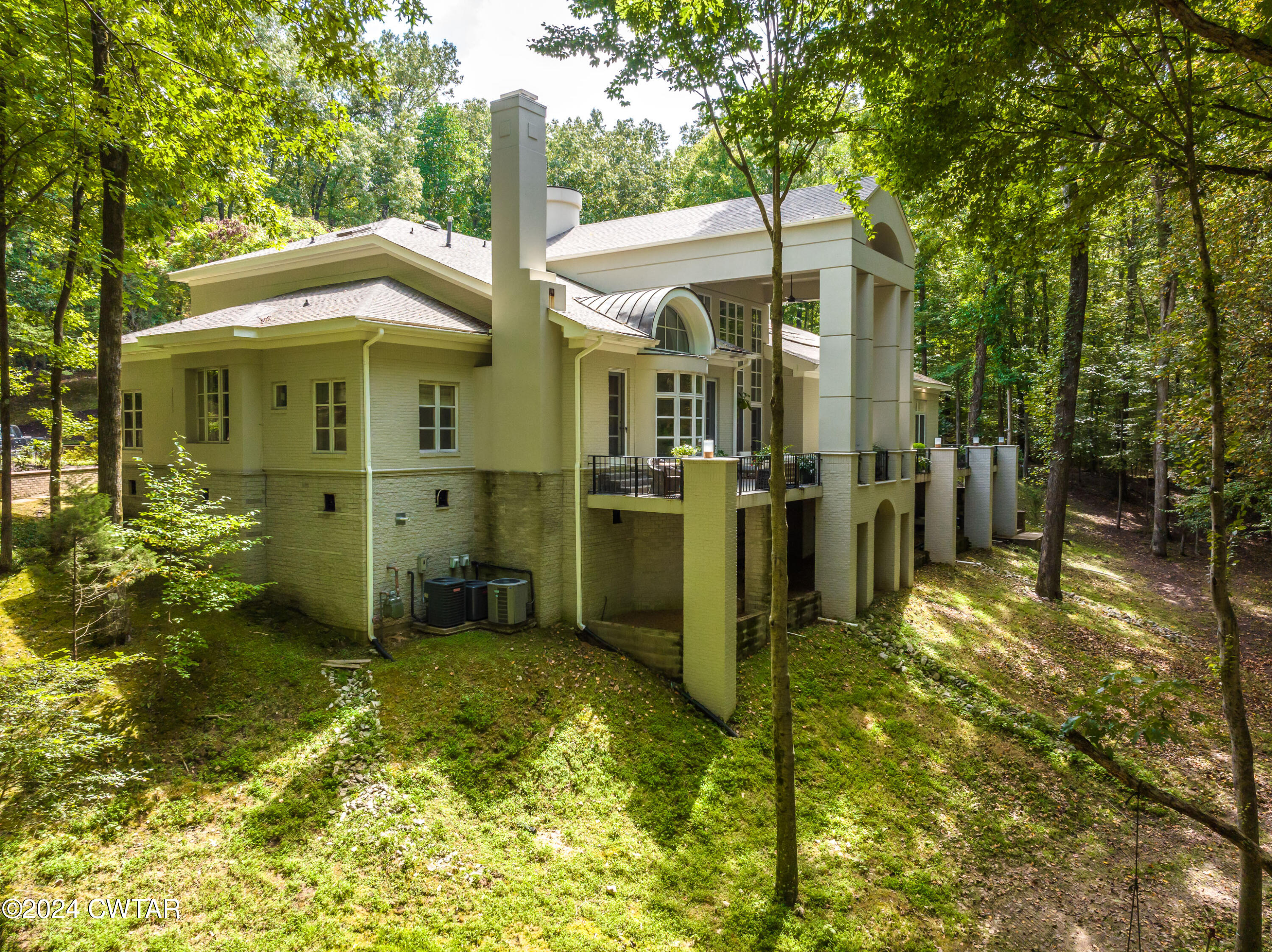 9 Windwood Drive