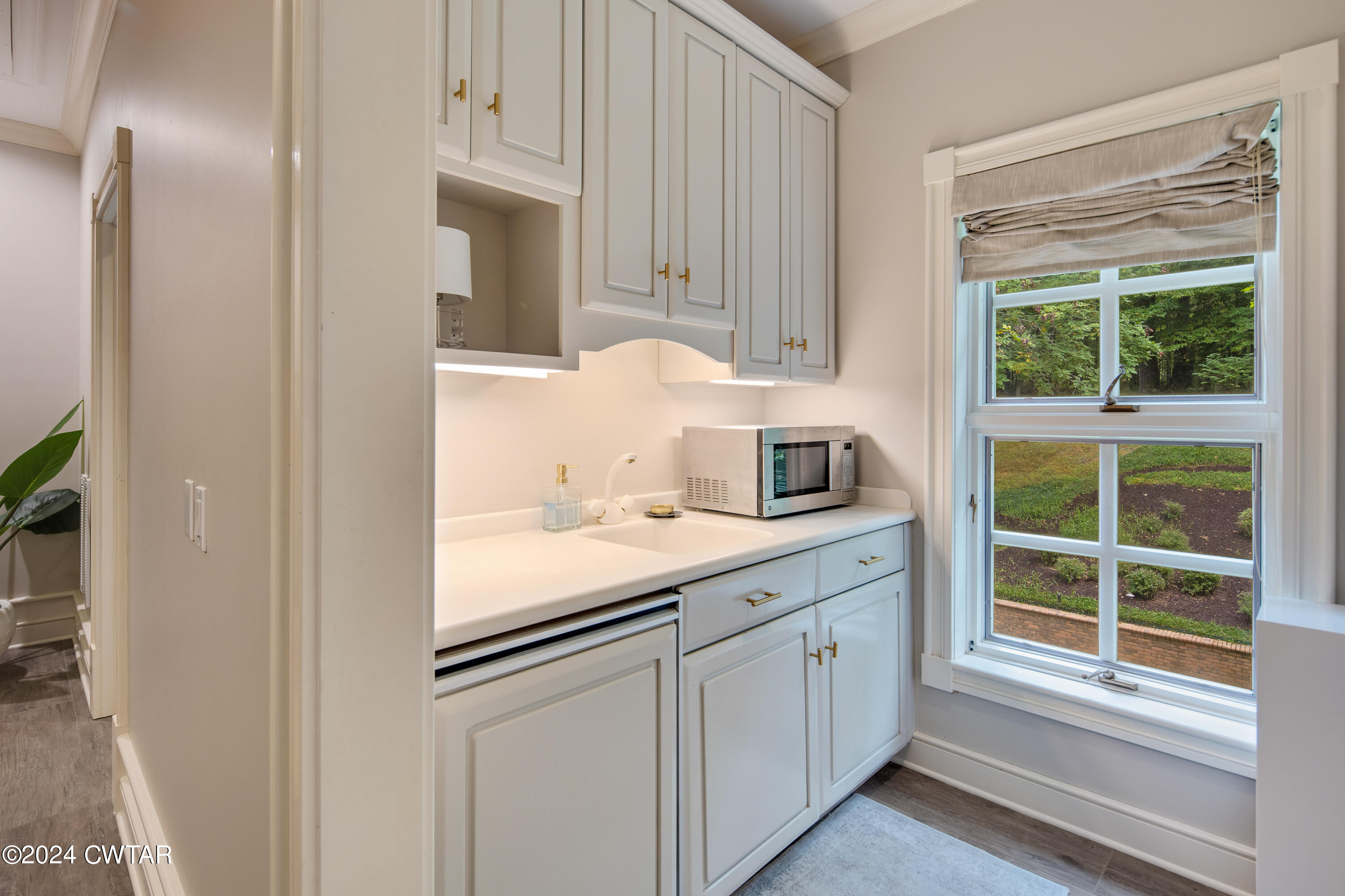 9 Windwood Drive