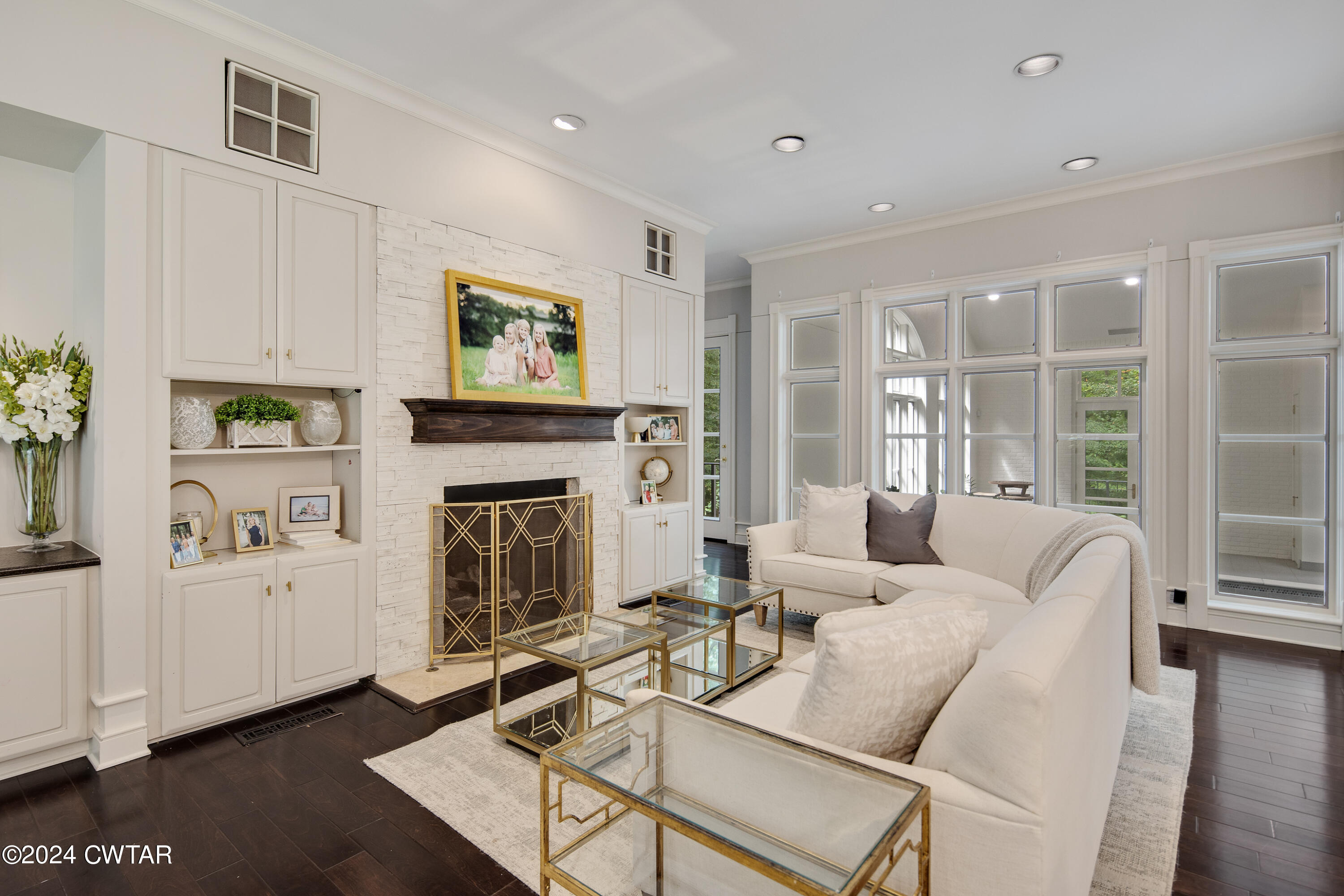 9 Windwood Drive