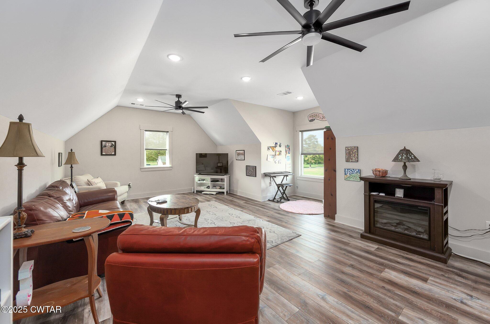 23 Gibson Cemetery Road