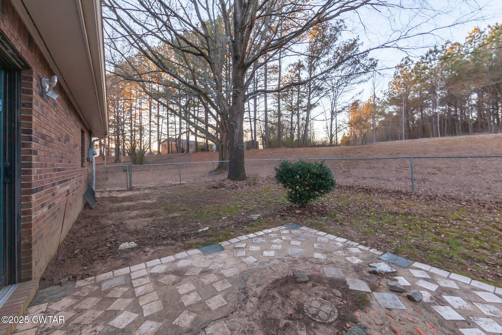 619 Blue Bonnett Lane